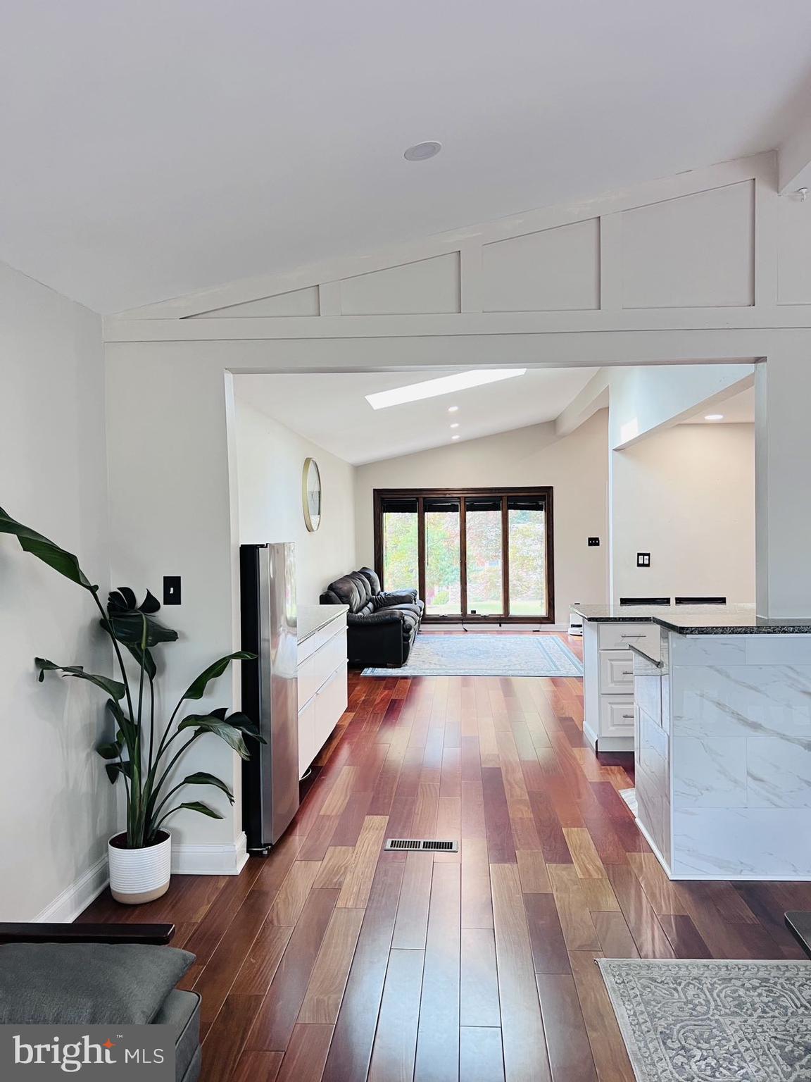 LAWRENCE PARK - Residential Lease