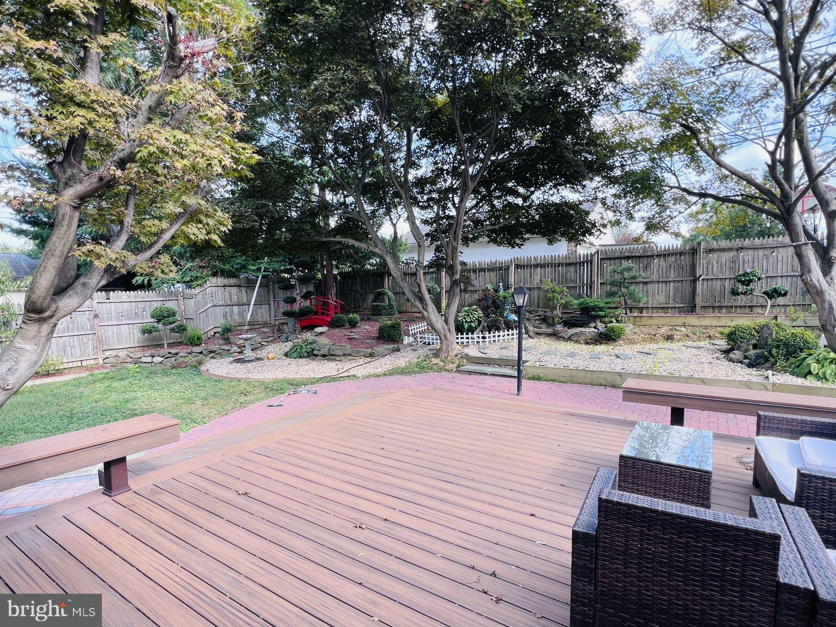 LAWRENCE PARK - Residential Lease