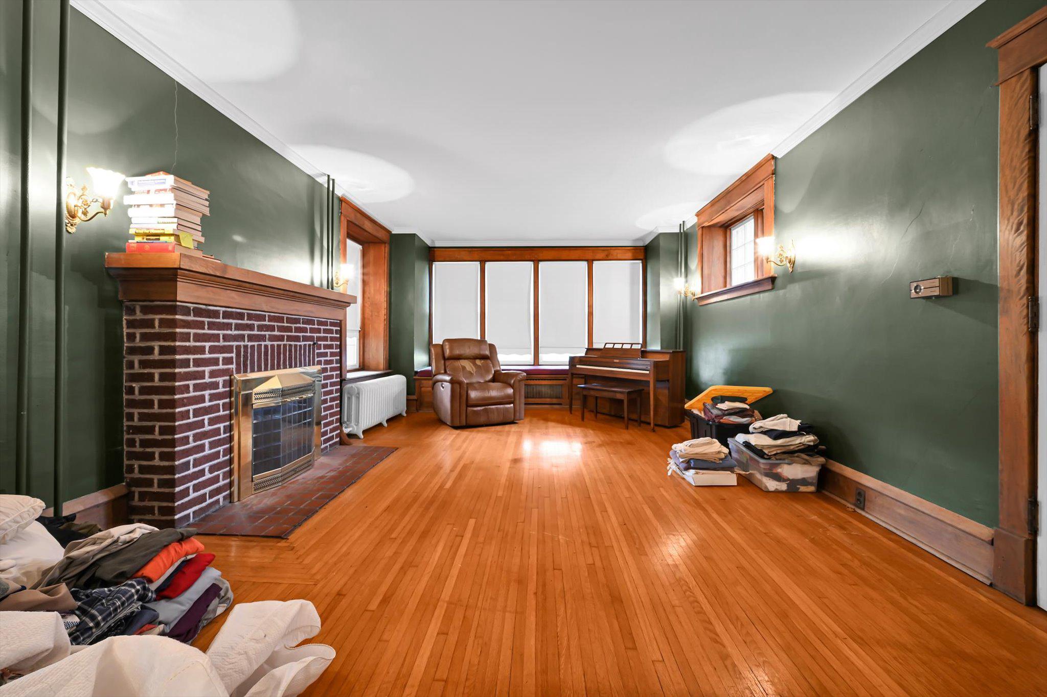 502 FRIEDENSBURG ROAD