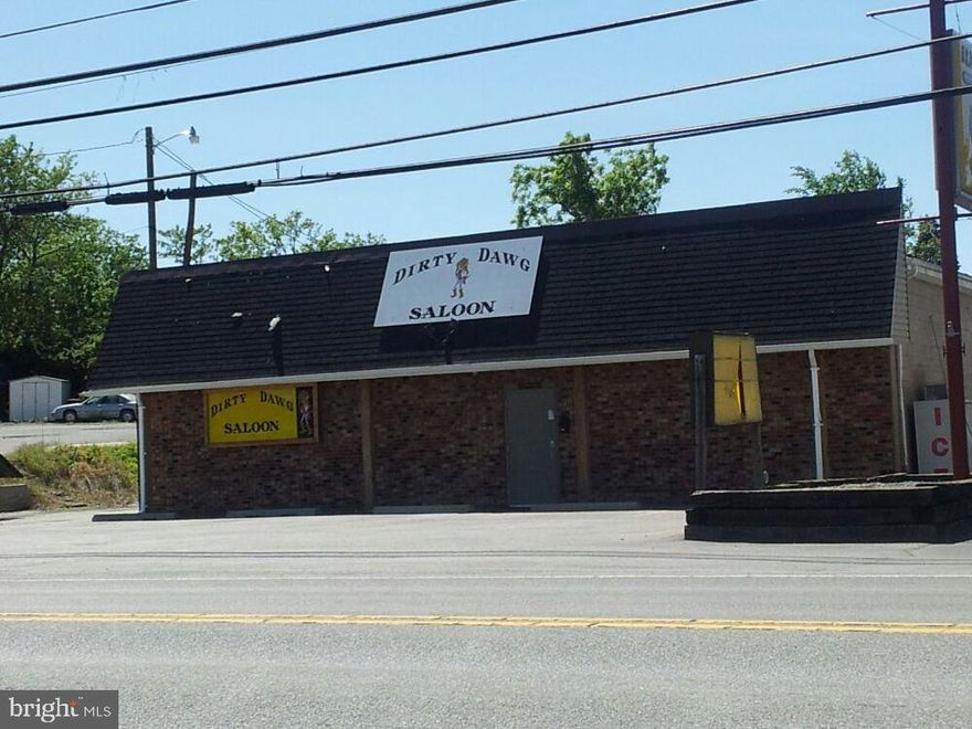 Large block building that was once a bar.  Use your imagination!
