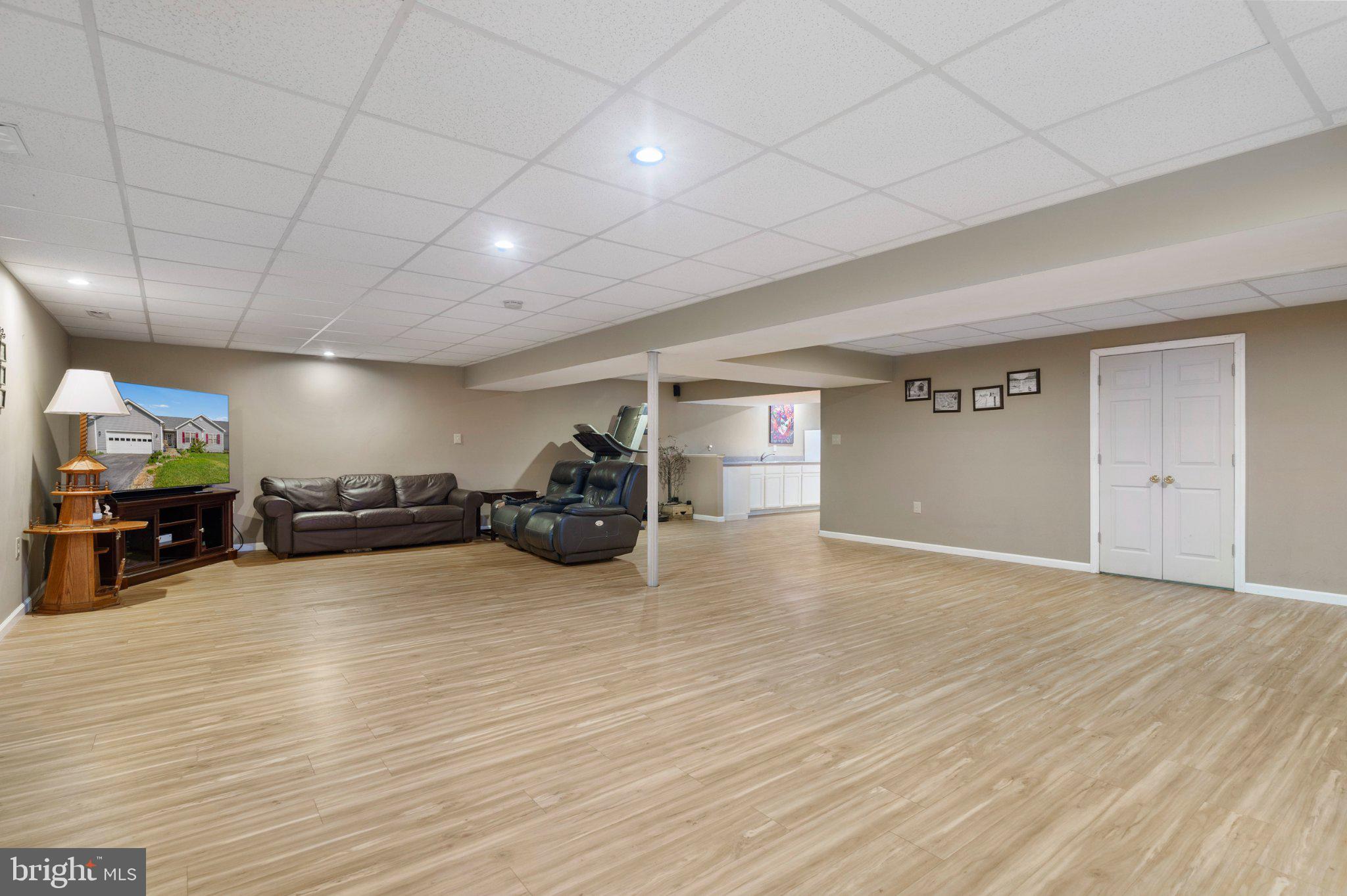 BRIAR RUN - Residential