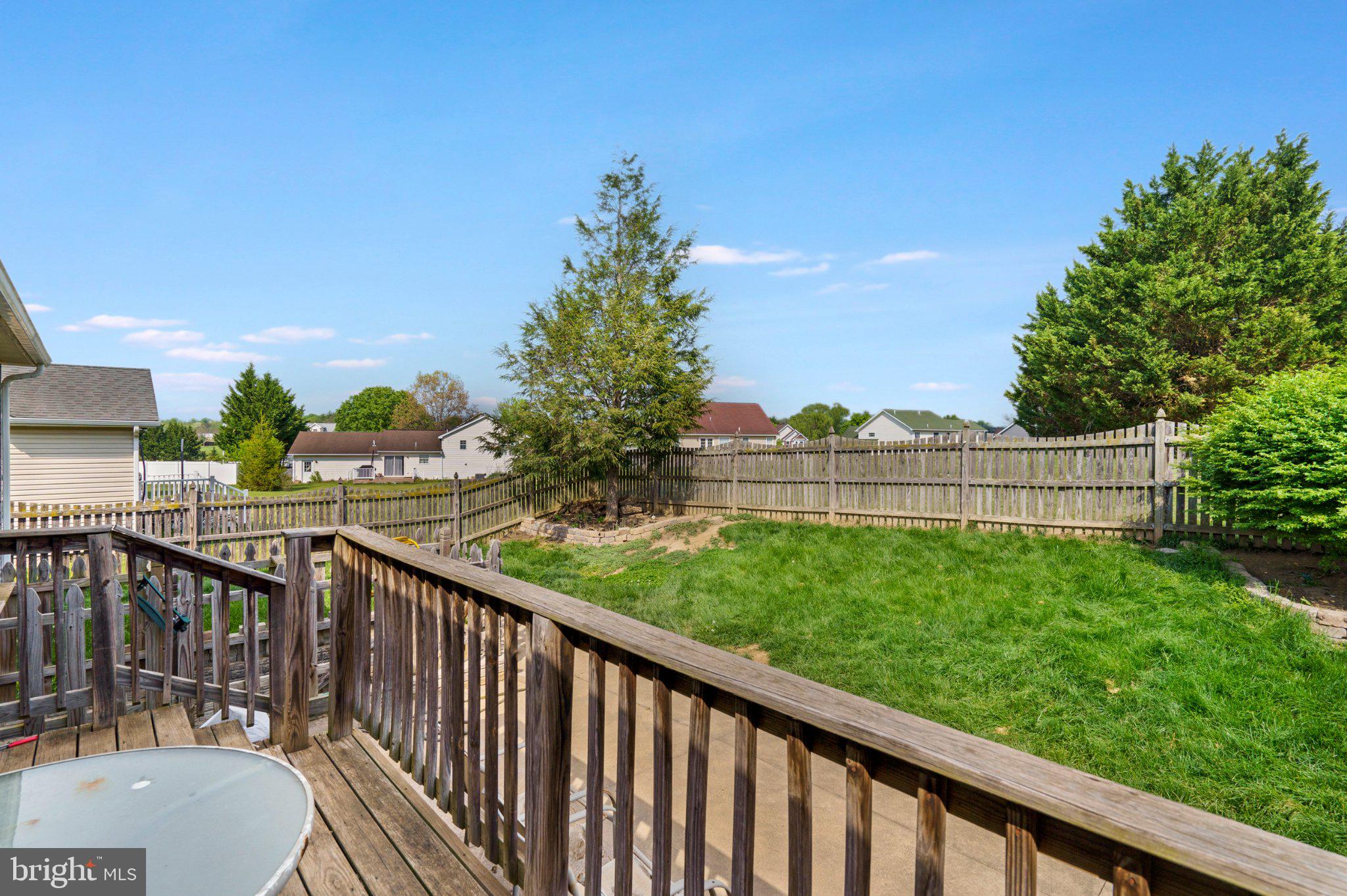 BRIAR RUN - Residential