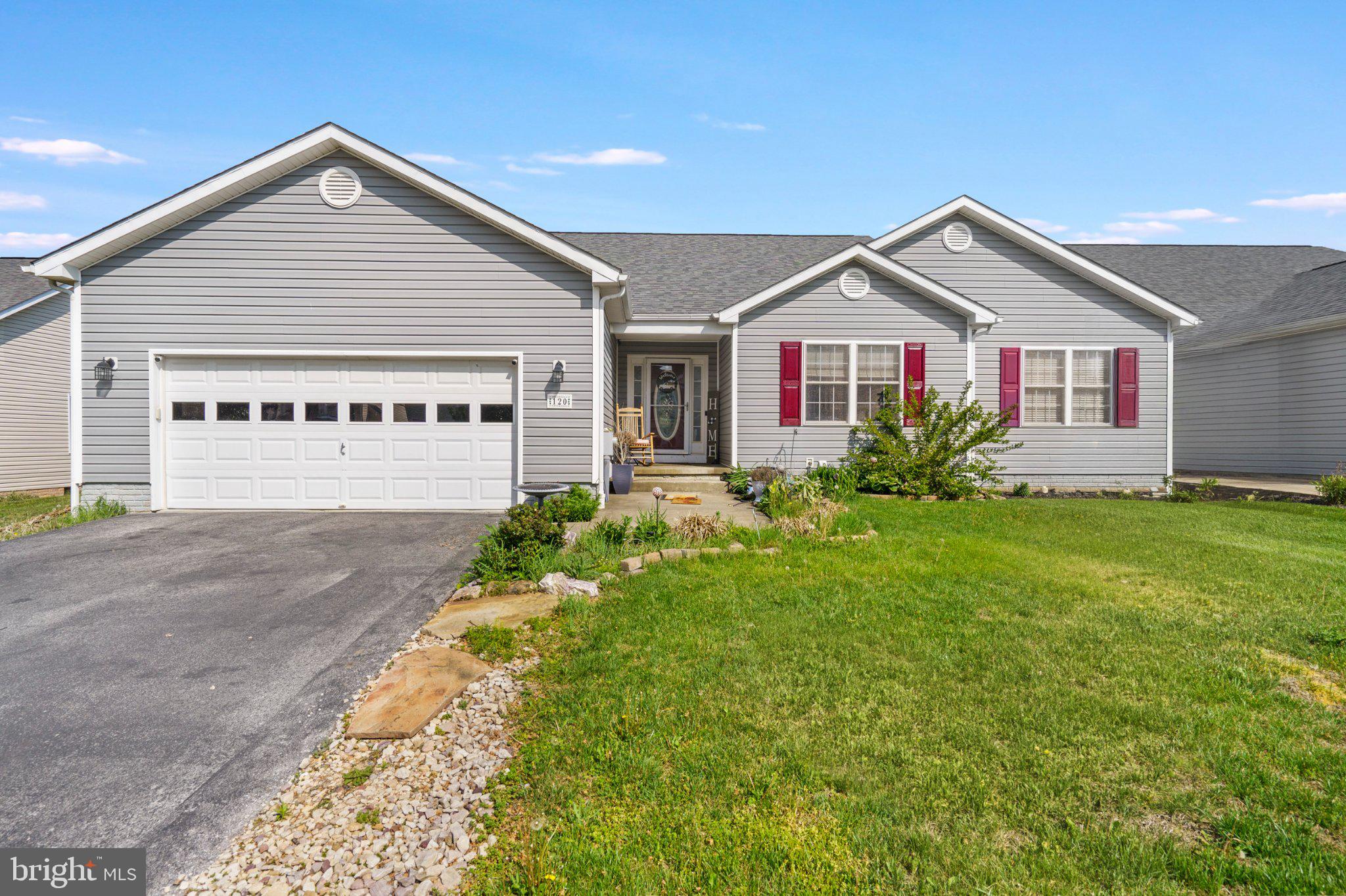BRIAR RUN - Residential