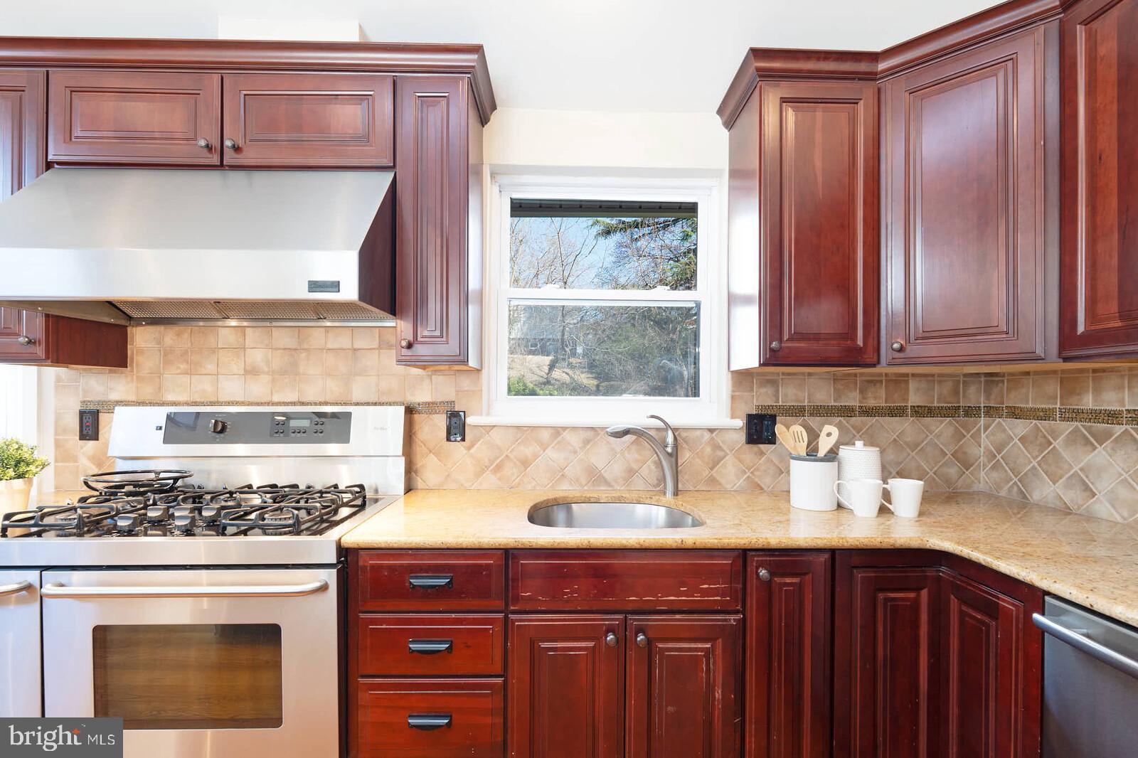 FOREST ESTATES - Residential