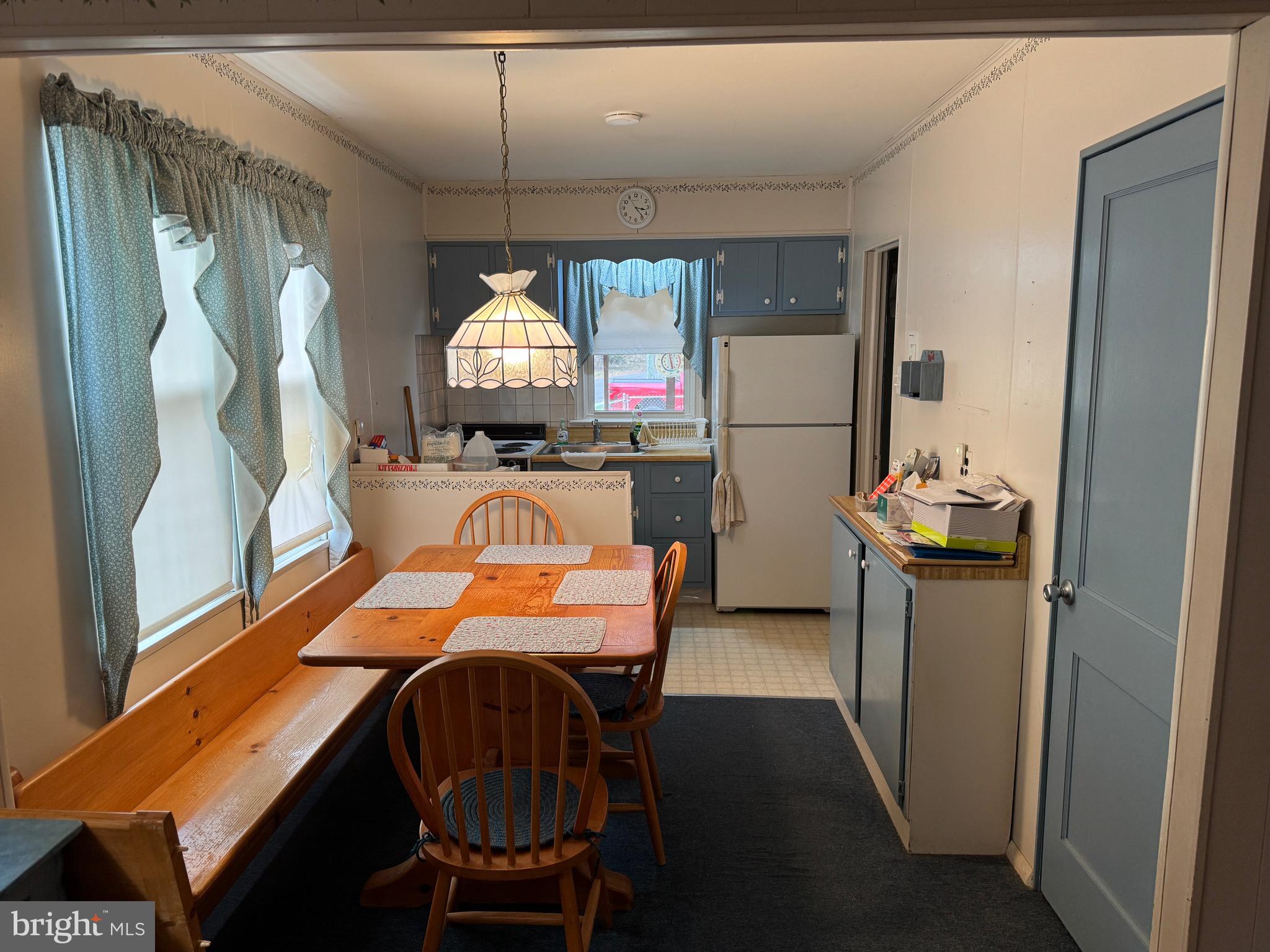 160 E MONMOUTH AVENUE