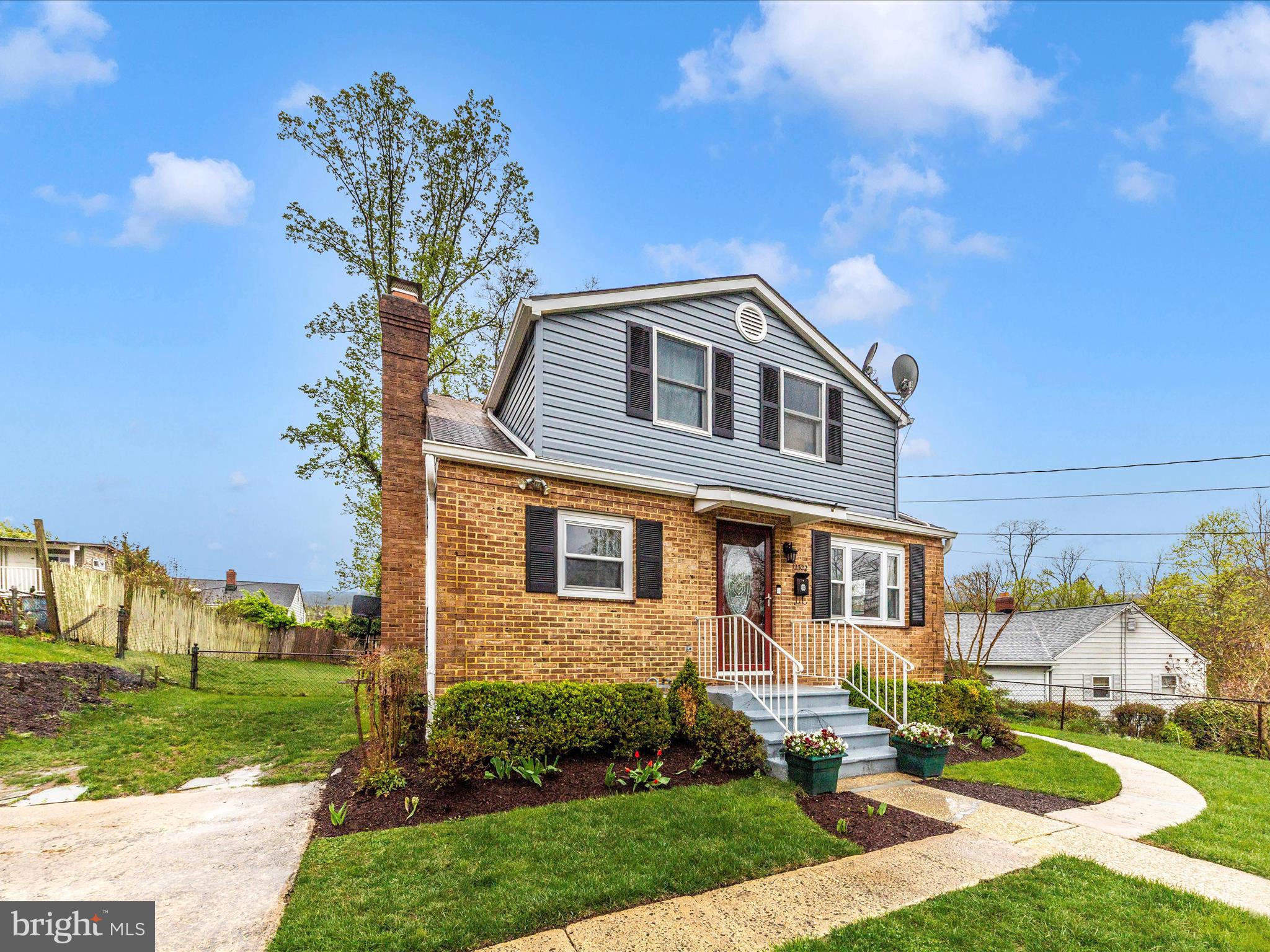 VEIRS MILL VILLAGE - Residential