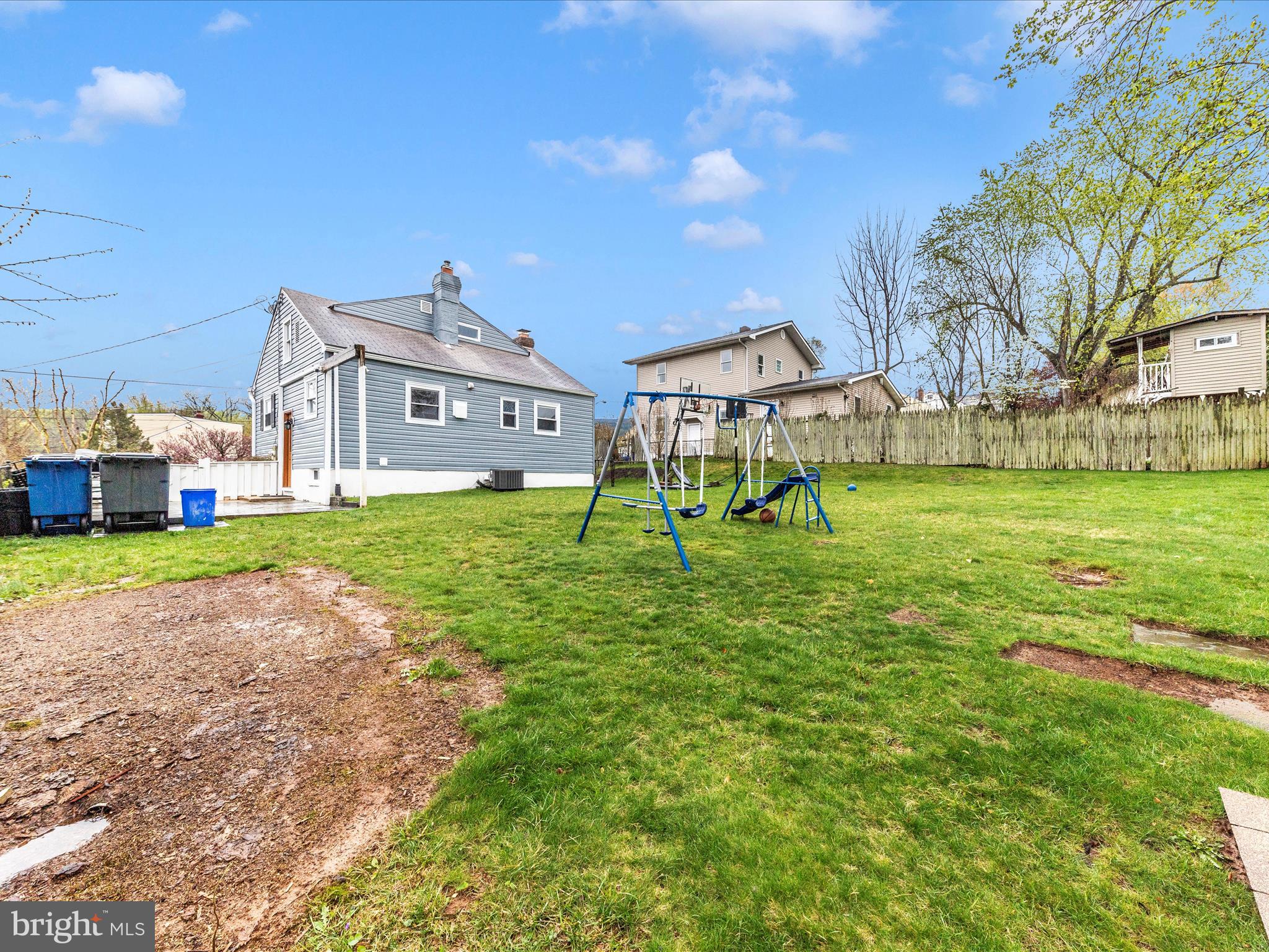 VEIRS MILL VILLAGE - Residential