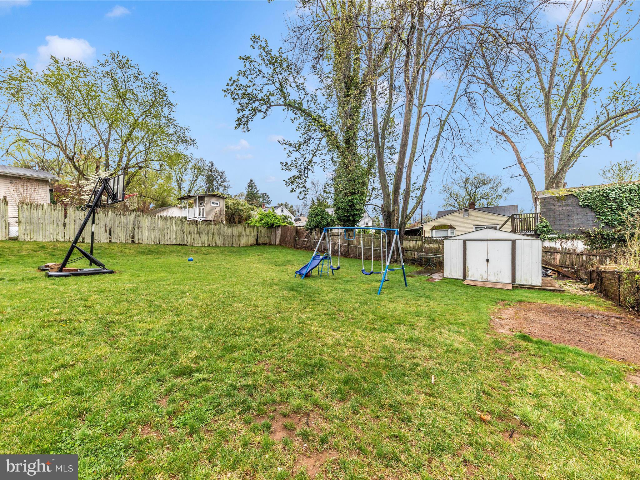 VEIRS MILL VILLAGE - Residential