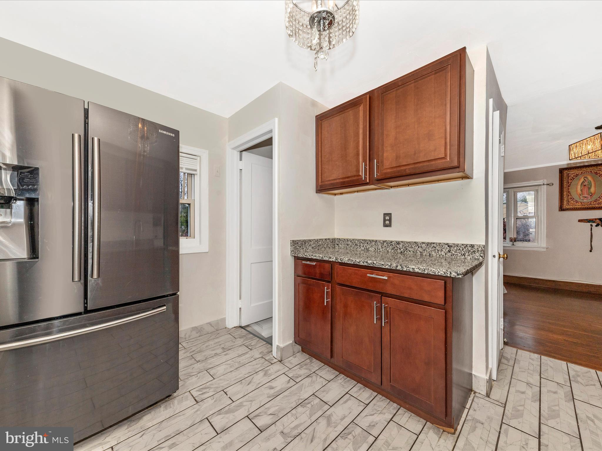 VEIRS MILL VILLAGE - Residential