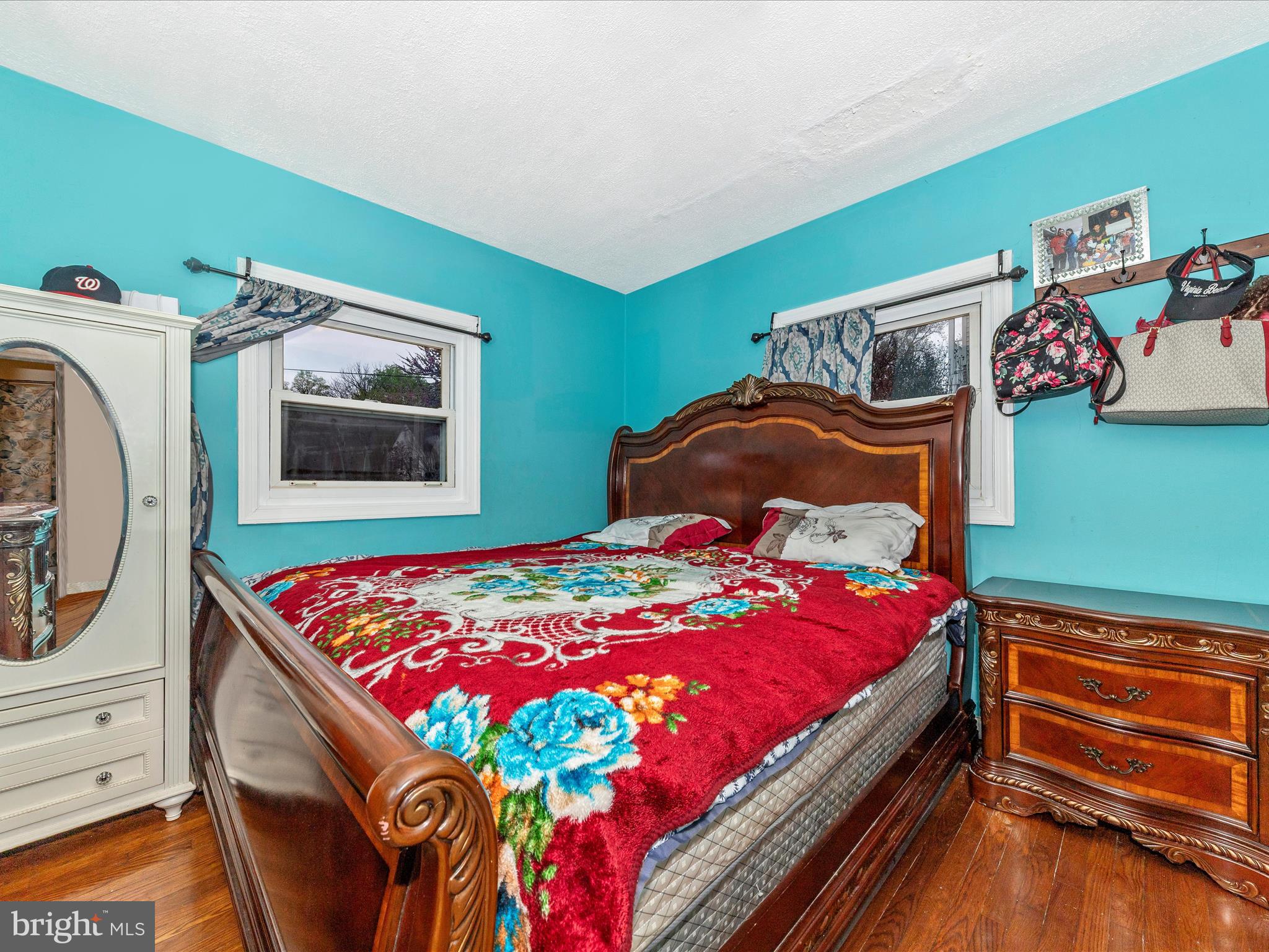 VEIRS MILL VILLAGE - Residential