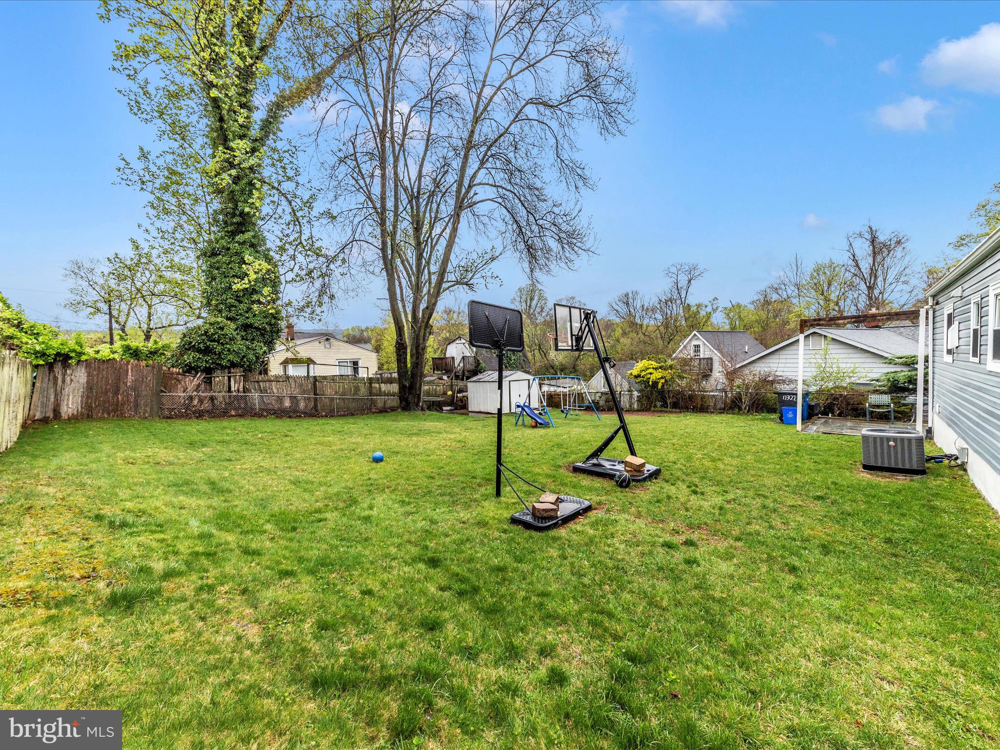 VEIRS MILL VILLAGE - Residential