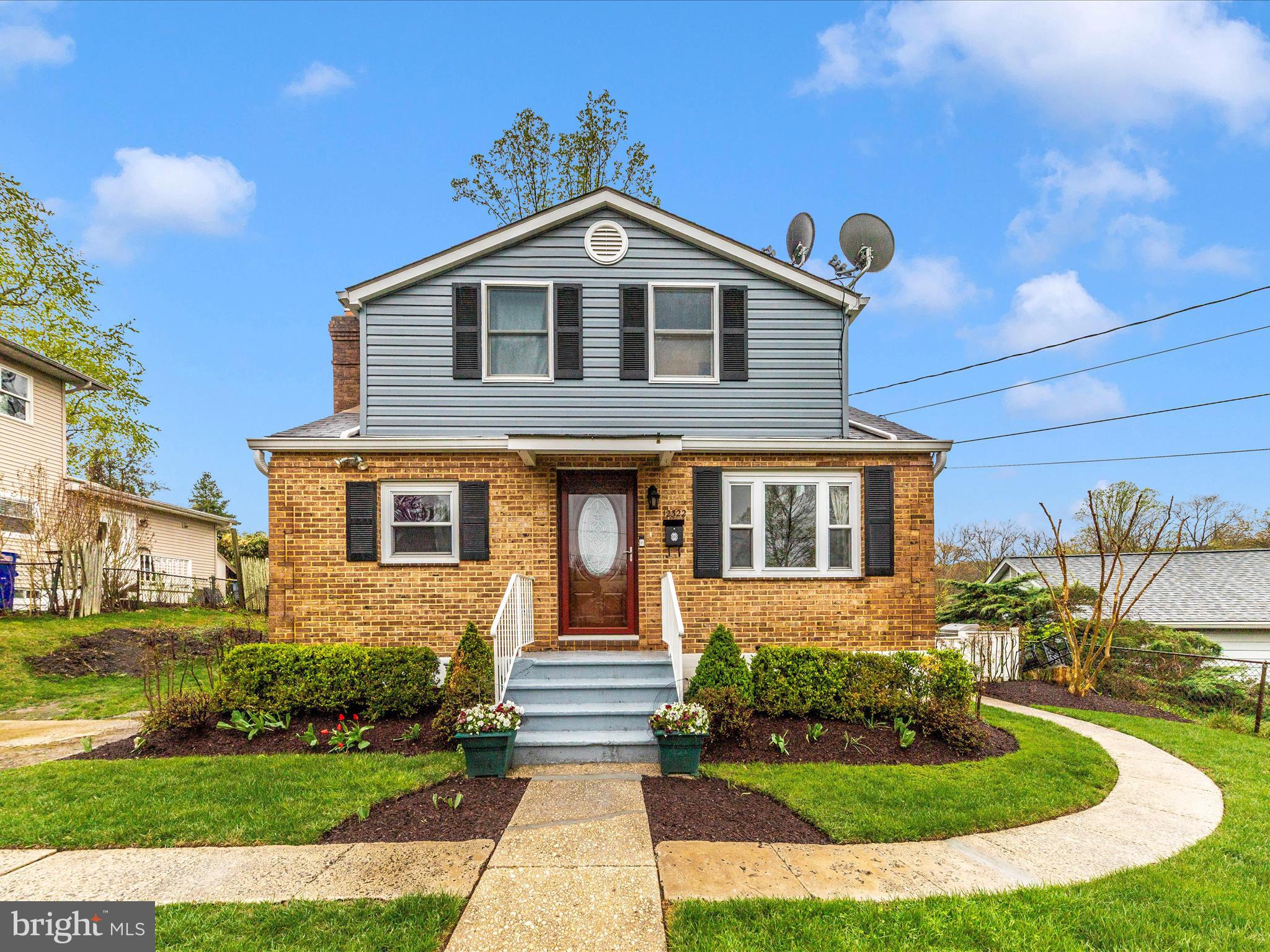 VEIRS MILL VILLAGE - Residential