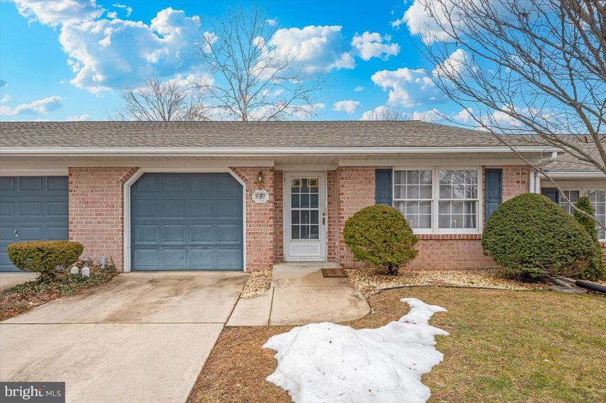 Comfortable one level living in a convenient location! This 2 bedroom, 1.5 bath home offers an easy flow floor plan with a one car garage and dedicated laundry area. The home features updated flooring in select areas and a newer roof for added peace of mind. Enjoy relaxing or entertaining on the private rear patio. Ideally located near shopping, dining, medical facilities, and major commuter routes.  This home combines low maintenance living with everyday convenience, offering everything you need at an exceptional value.