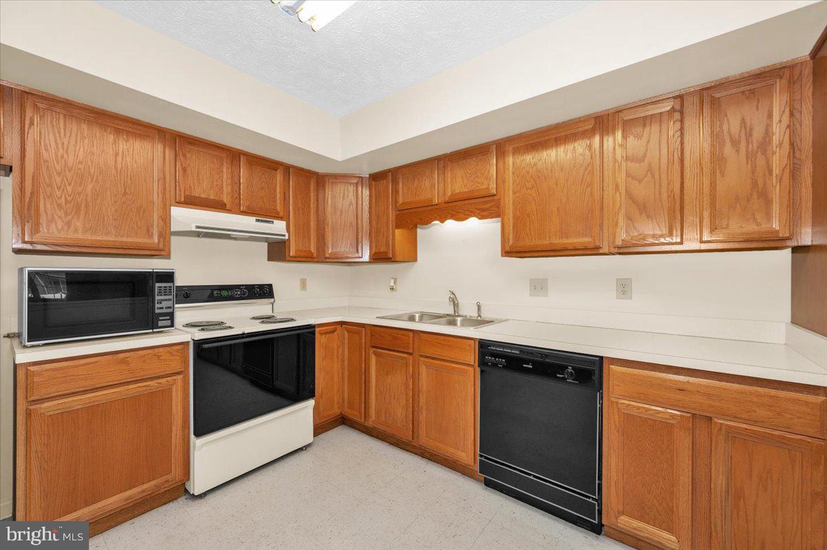 WEST IRVIN HEIGHTS - Residential