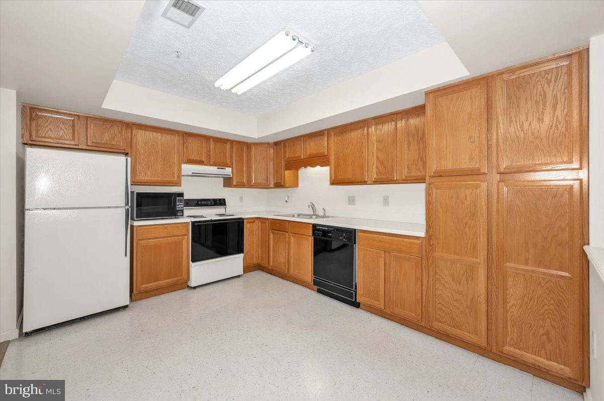 WEST IRVIN HEIGHTS - Residential