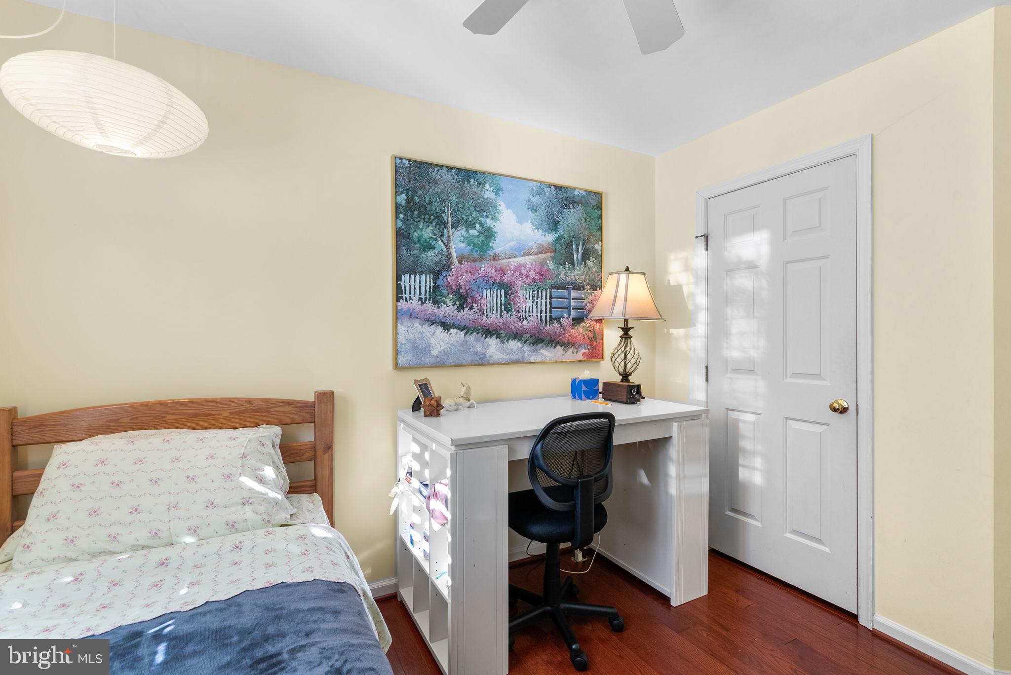 JAMES CREEK - Residential