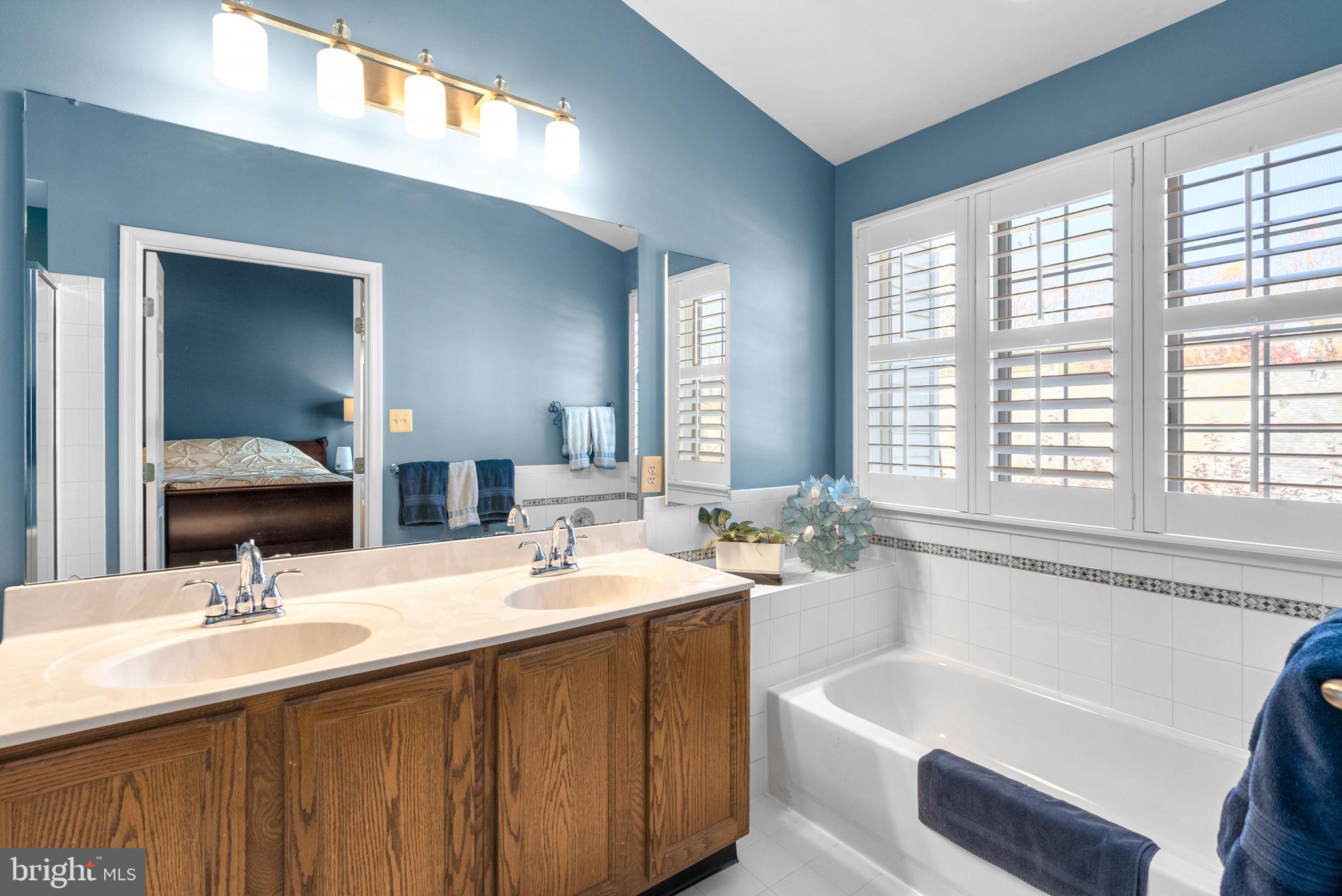 JAMES CREEK - Residential