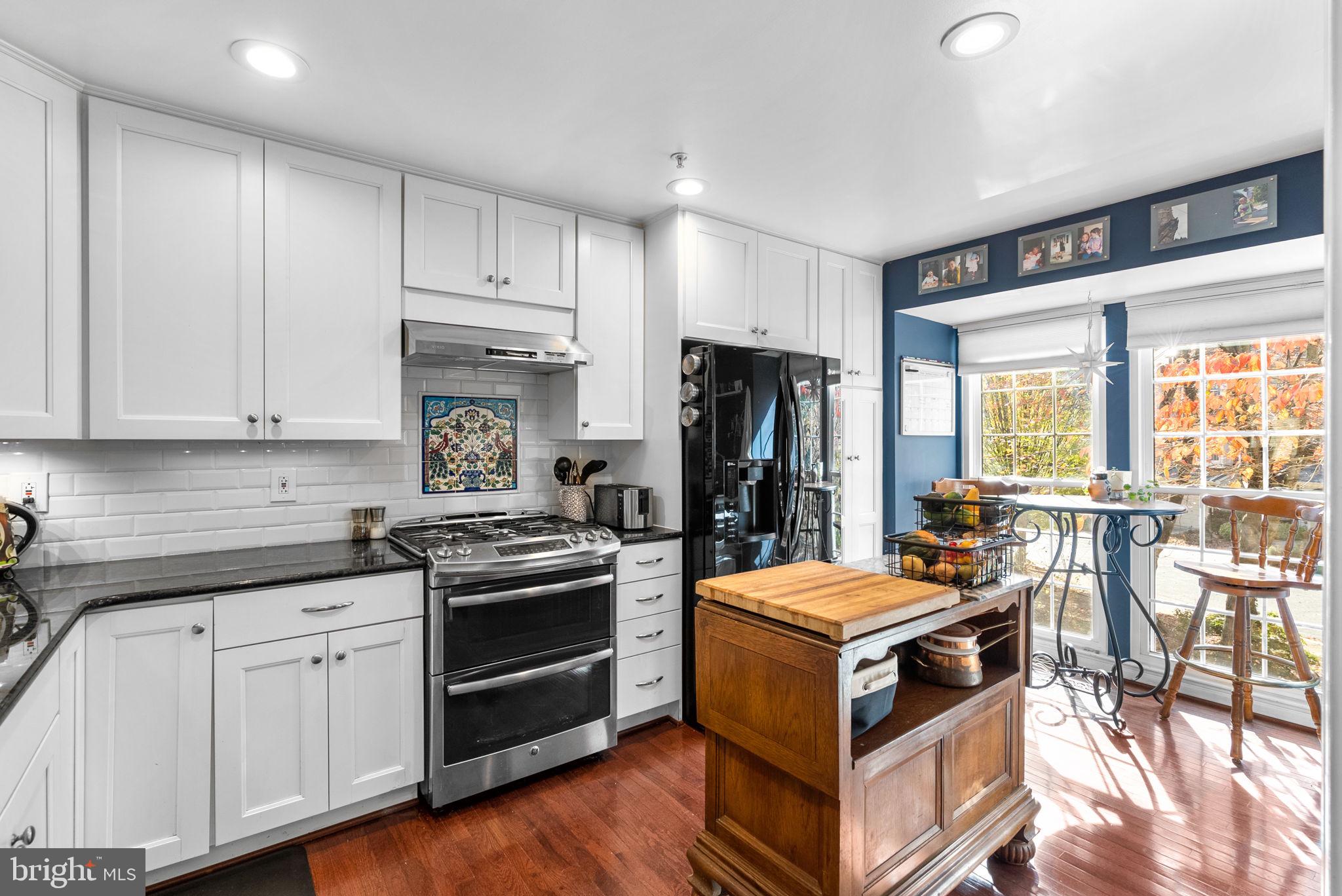 JAMES CREEK - Residential