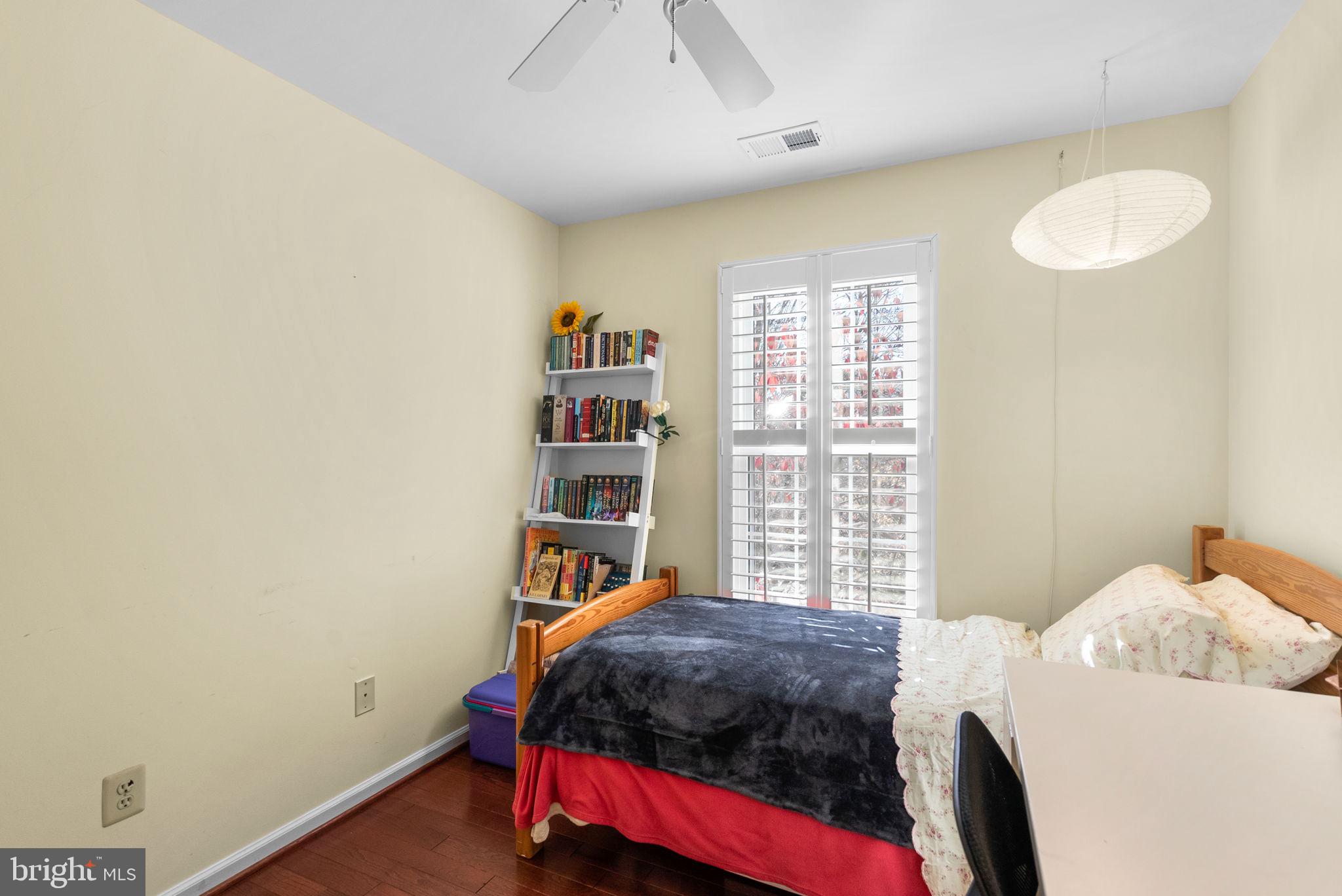 JAMES CREEK - Residential