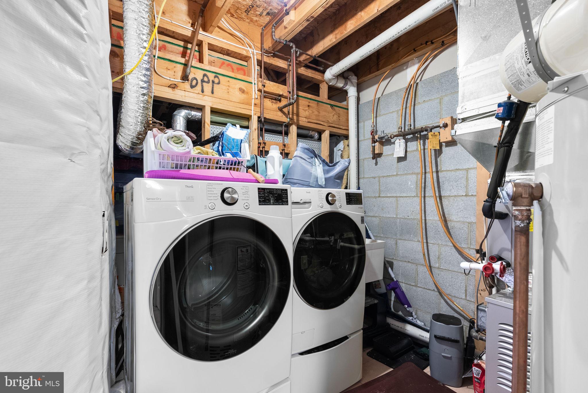 JAMES CREEK - Residential