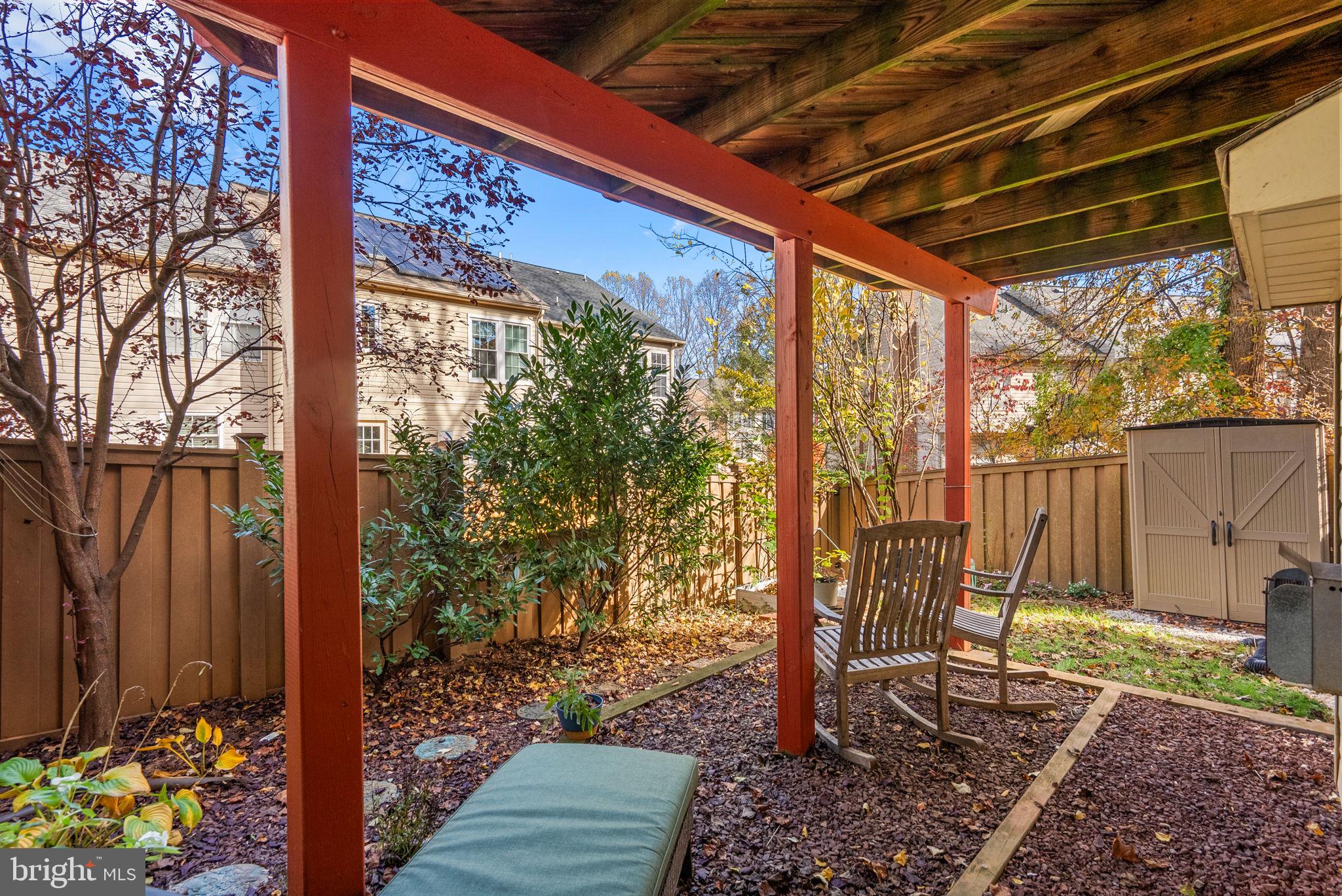 JAMES CREEK - Residential