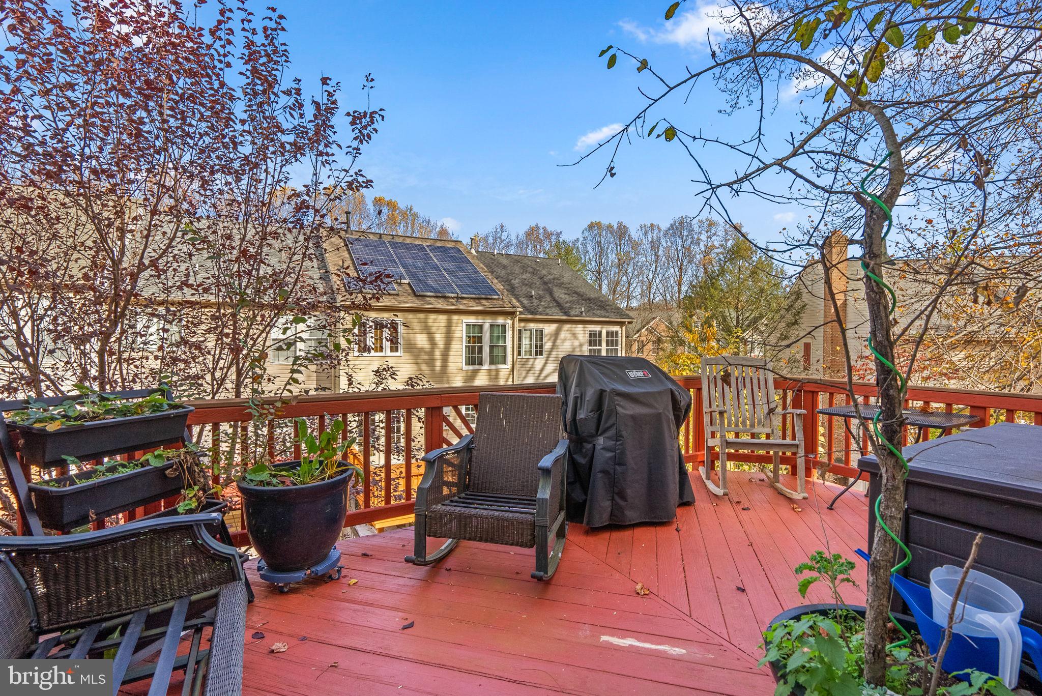 JAMES CREEK - Residential