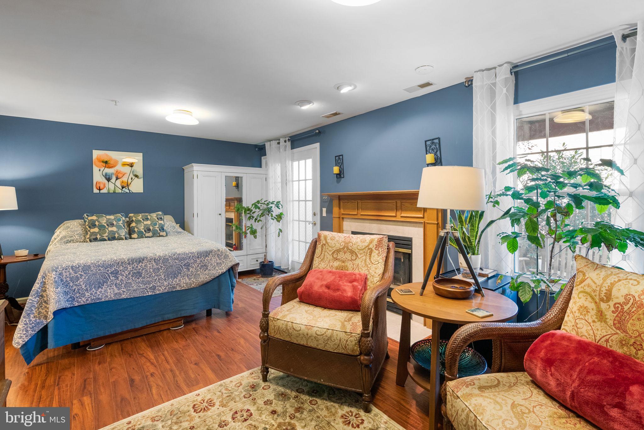 JAMES CREEK - Residential