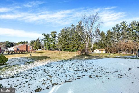 Tiny photo for 3049 E Prospect Road, YORK, PA 17402 (MLS # PAYK2098302)