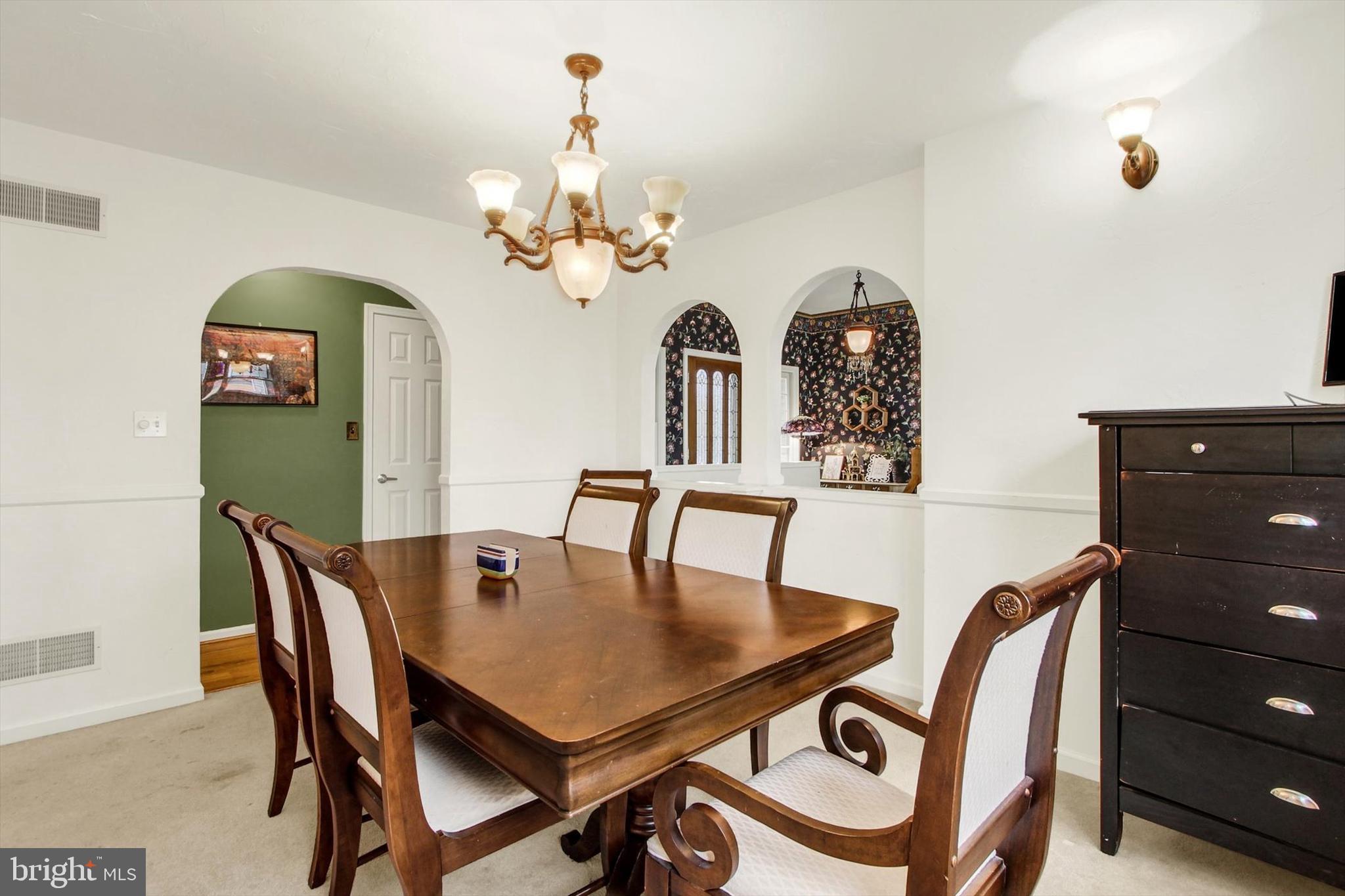 LAKE HERITAGE - Residential