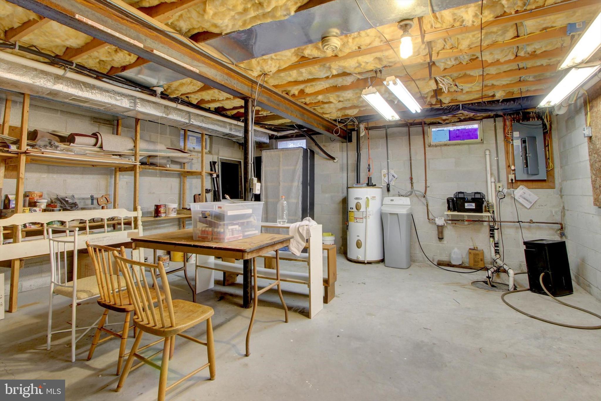 LAKE HERITAGE - Residential