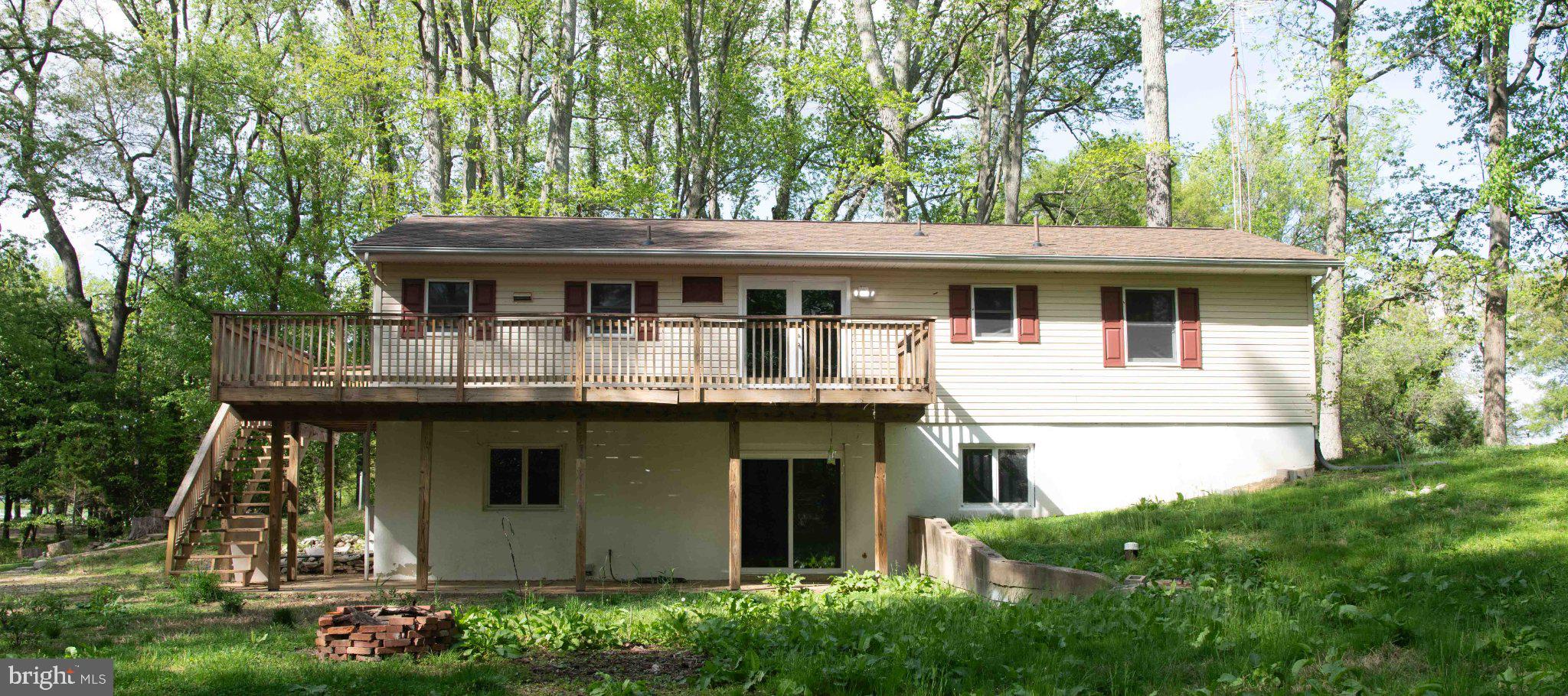 LONG POINT ON THE MAGOTHY - Residential