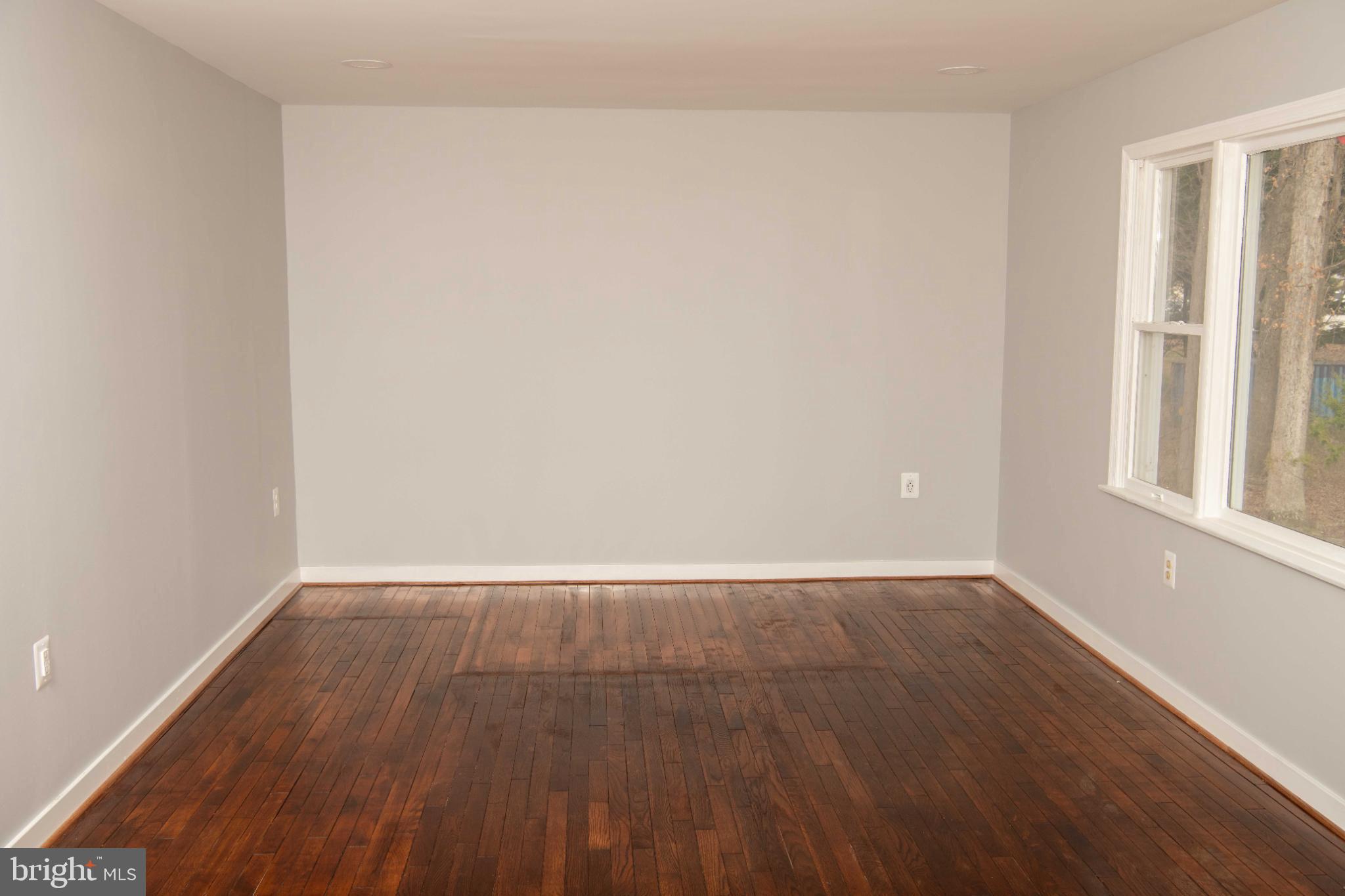 LONG POINT ON THE MAGOTHY - Residential