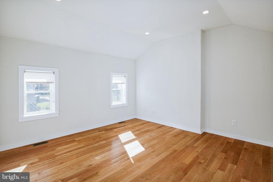 Please inquire for VIDEO TOUR and FLOOR PLAN! AMAZING PRIVATE ROOF DECK AND REAR PATIO! Location, Location, Location! This 3 bedroom 2 FULL Bathroom home with fantastic natural light is steps from shopping, dining, grocery stores, entertainment, nightlife, parks, and public transportation. A quick walk to the Broad Street Line, the Italian Market, Whole Foods, Acme, AND Sprouts!! A new target is also around the corner! Easily walk to Center City, Rittenhouse Square, and Washington Square. Everything at your fingertips! A perfect space at an affordable price! Make this space your own -- it will not last! Central air and heat controllable inside the home make the space comfortable all year round!!  Available starting May 5th, 2024! Resident is responsible for all utilities. First month, last month, and one month security deposit due prior to move-in. $39.99 application fee per applicant. Pets are not allowed.