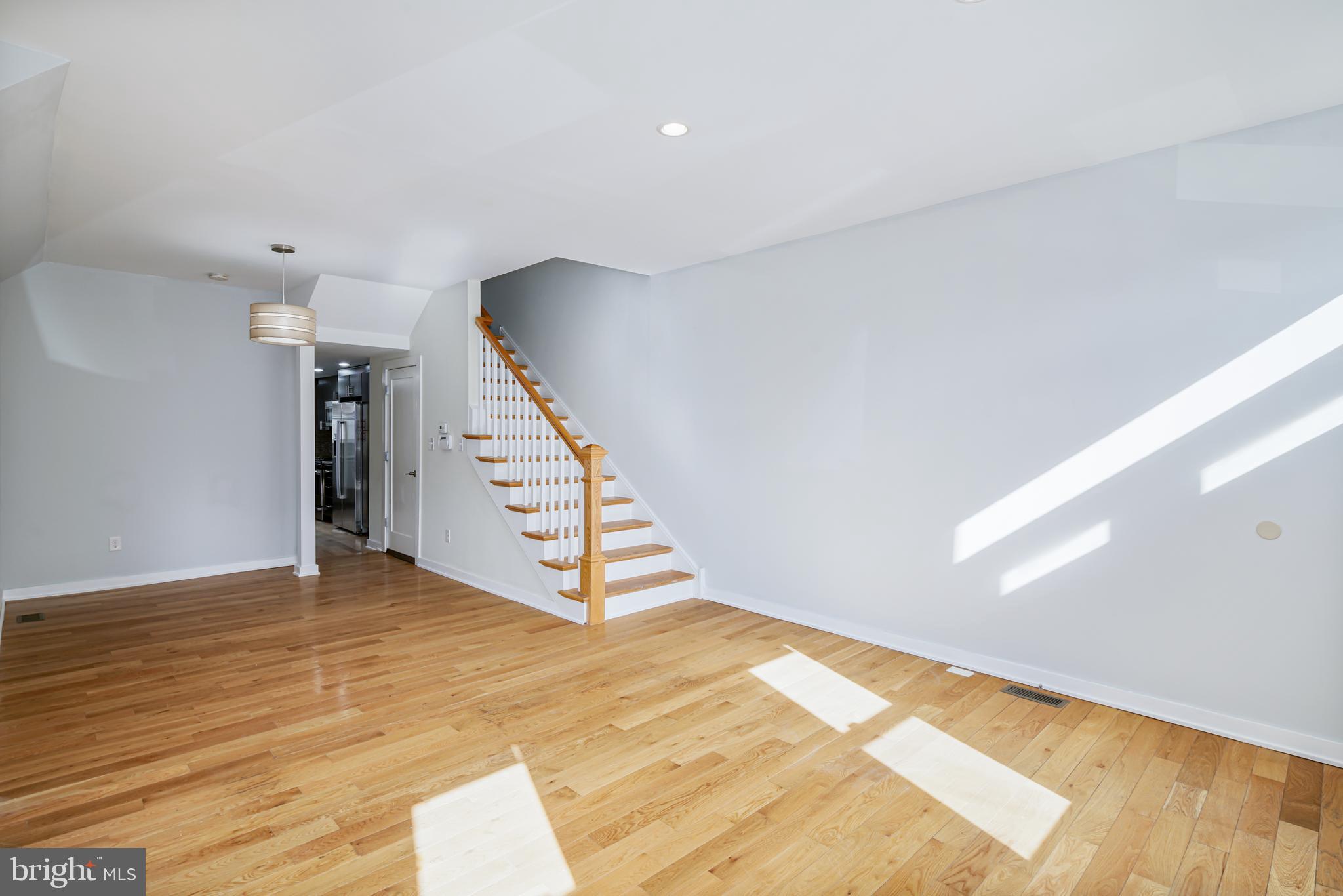 HAWTHORNE - Residential Lease