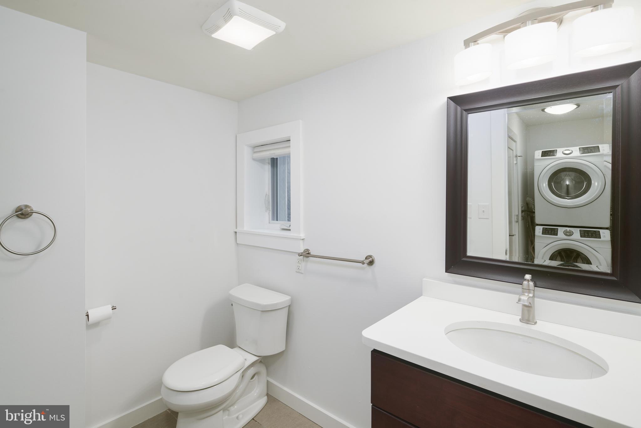 HAWTHORNE - Residential Lease