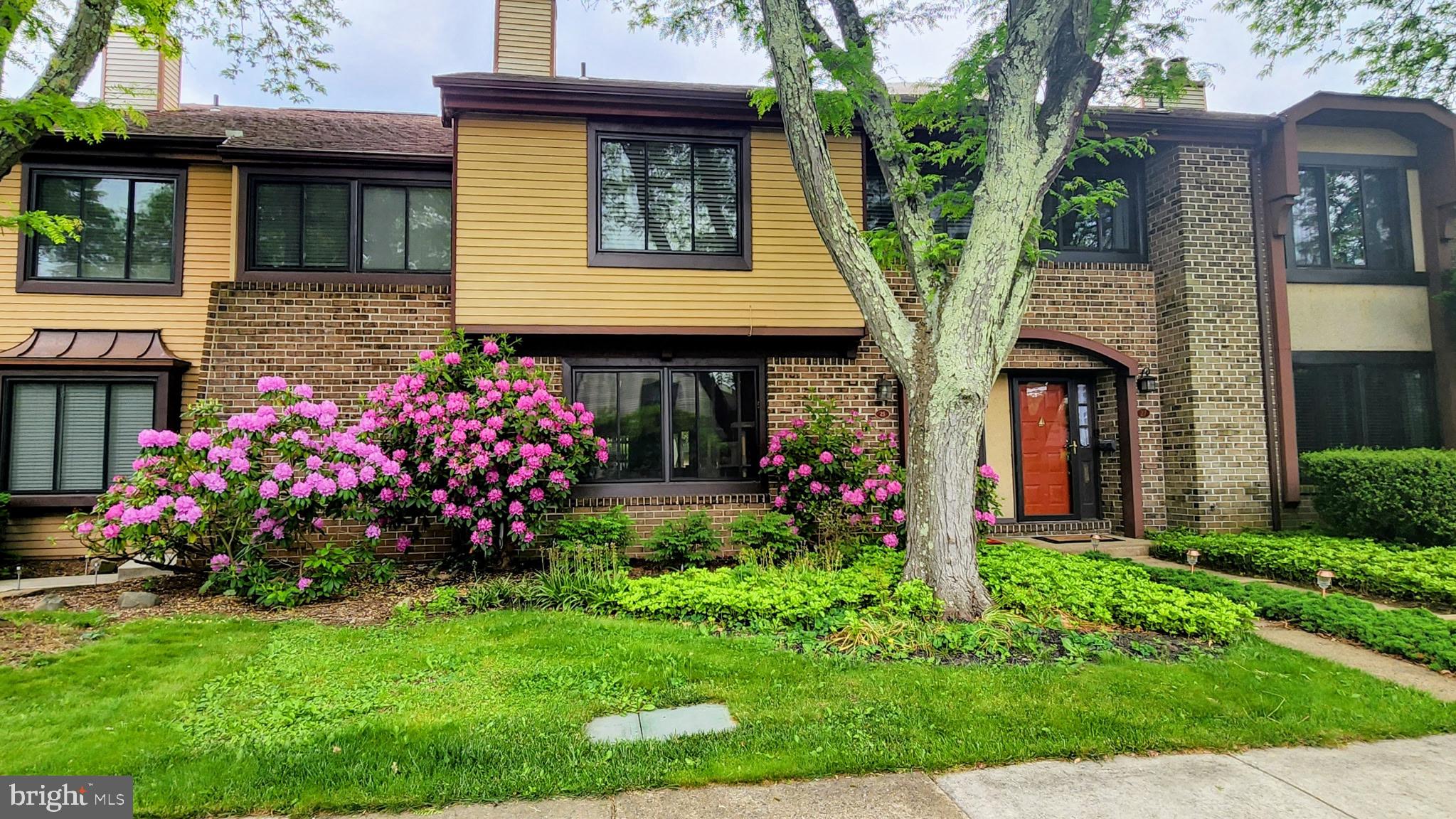 HEADLEY TRACE - Residential