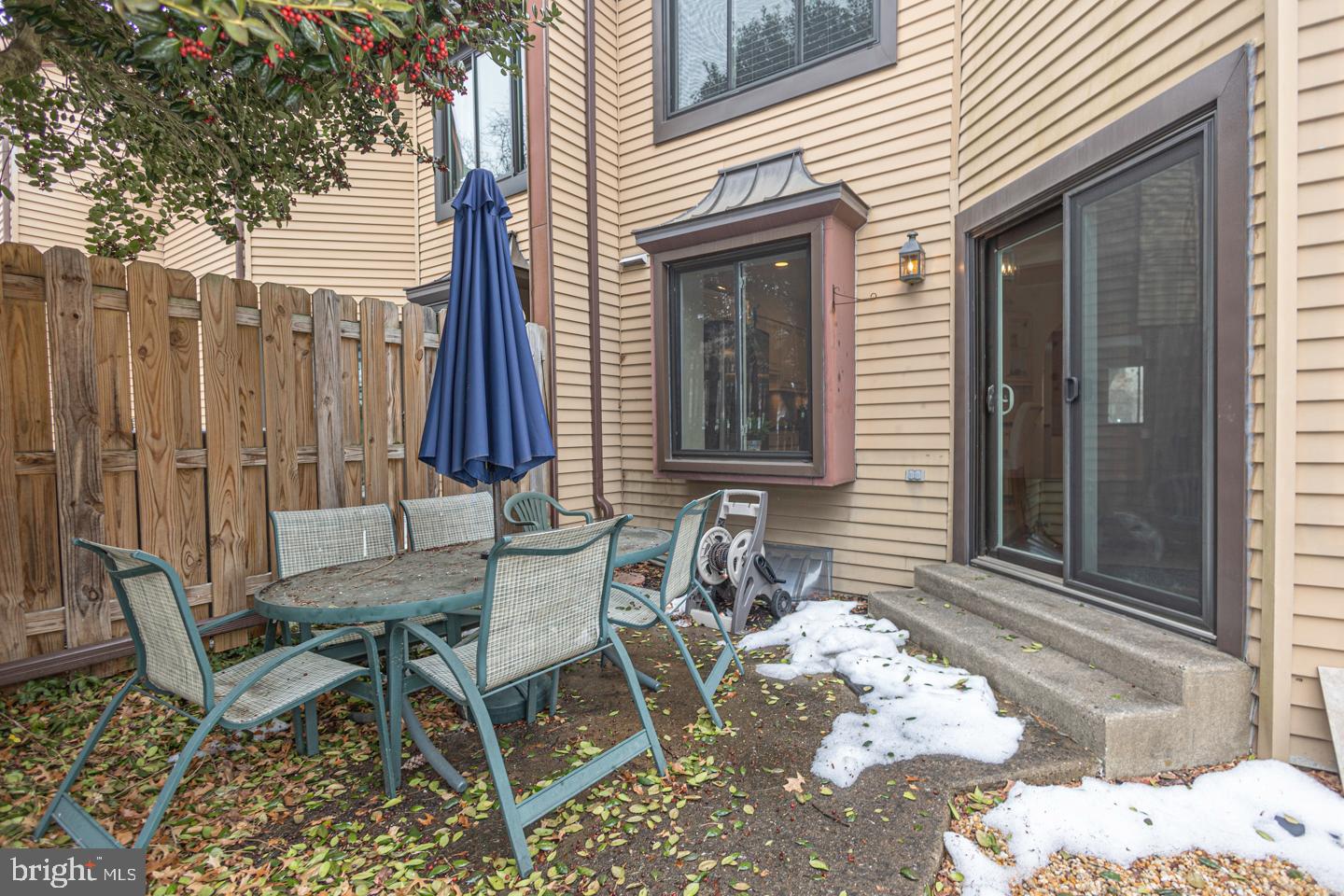 HEADLEY TRACE - Residential