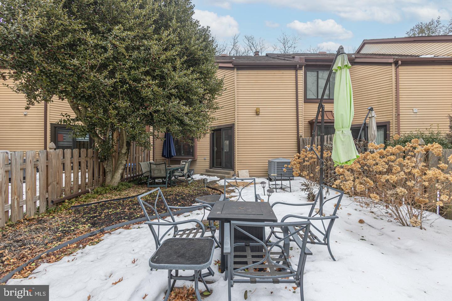 HEADLEY TRACE - Residential