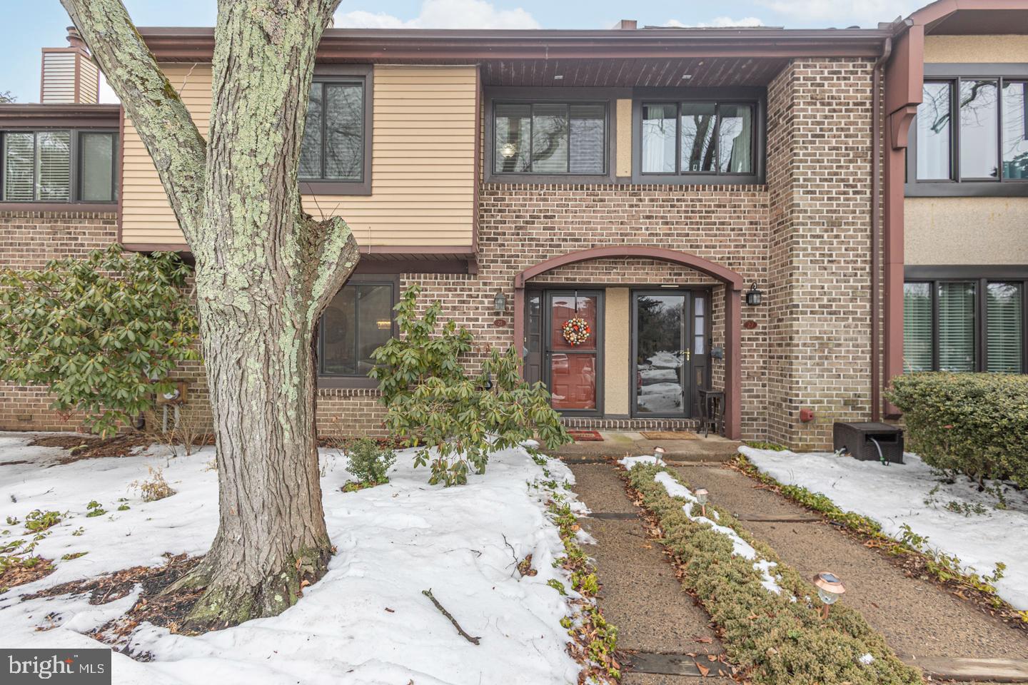 HEADLEY TRACE - Residential