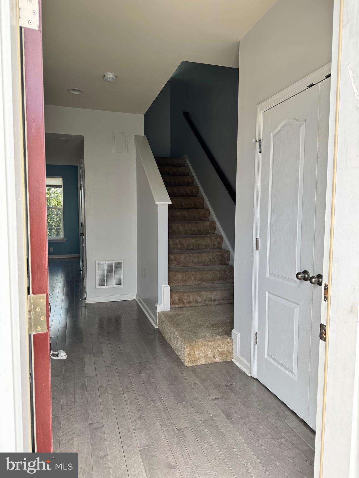 RIVERSIDE VILLAGES - Residential Lease