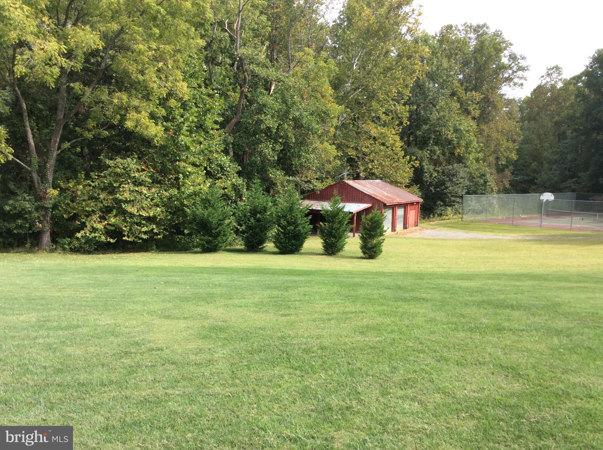 FARMS AT HUNTING CREEK - Residential