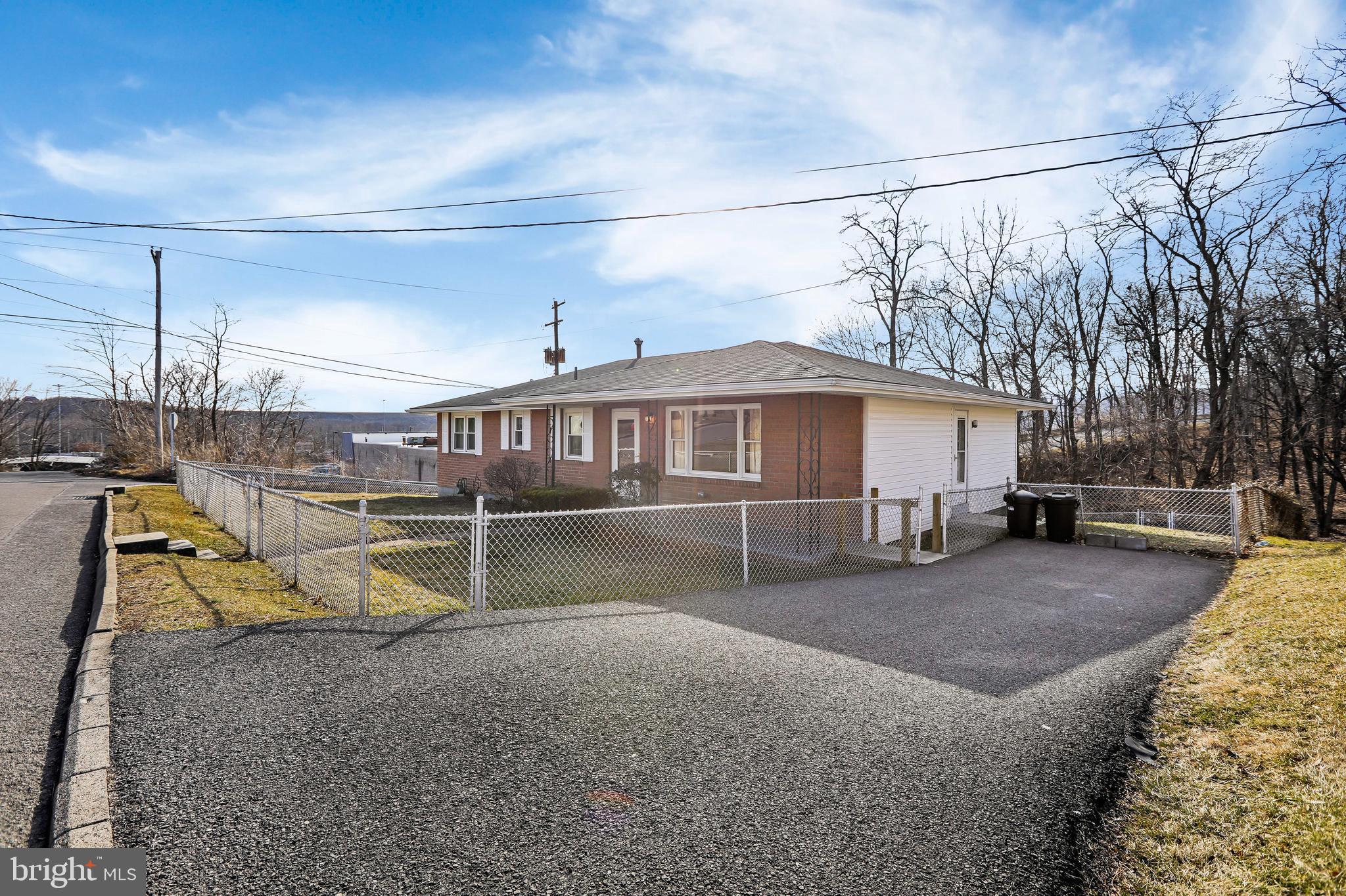 SOUTH END - Residential