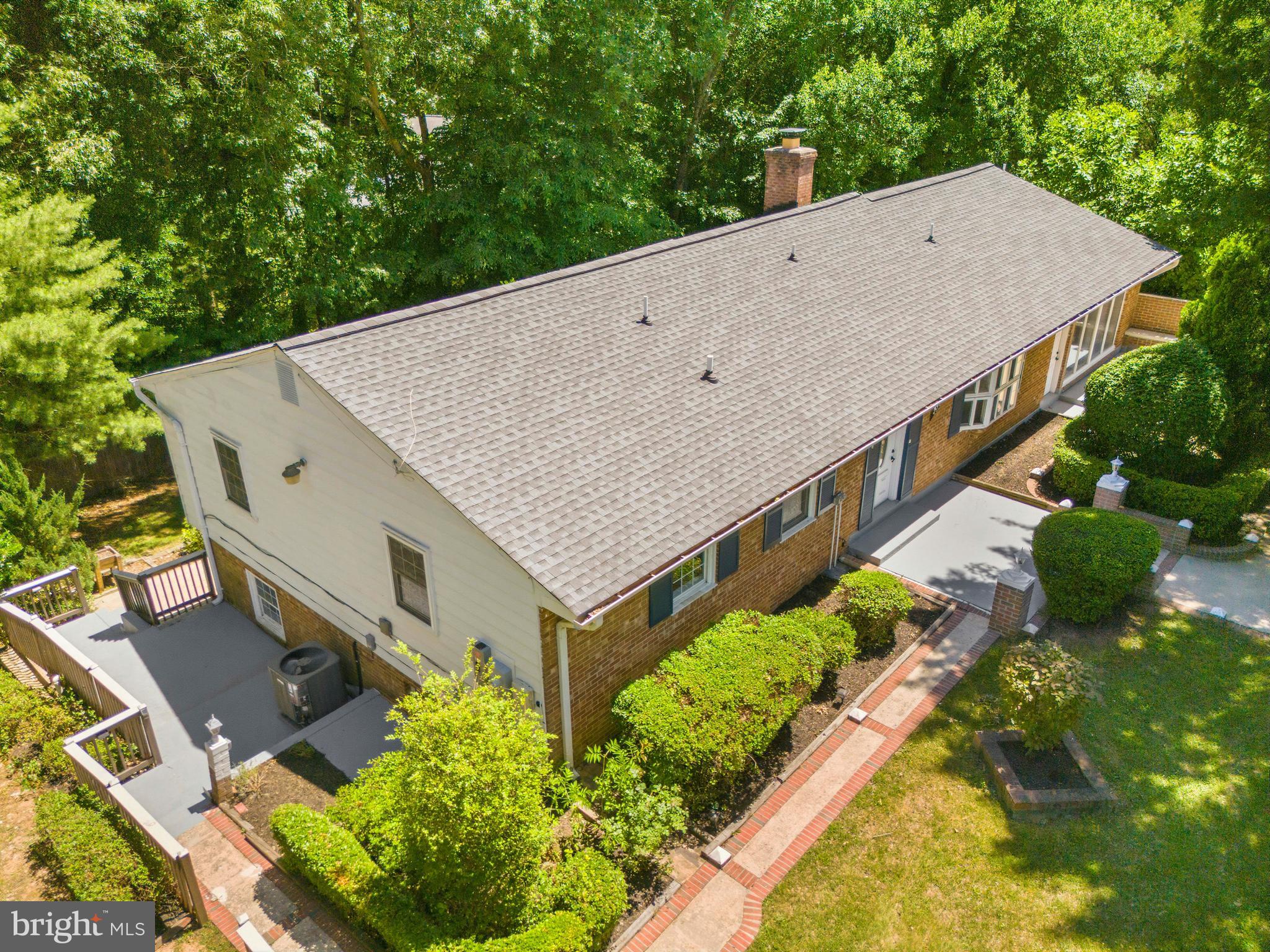 4915 POWELL ROAD