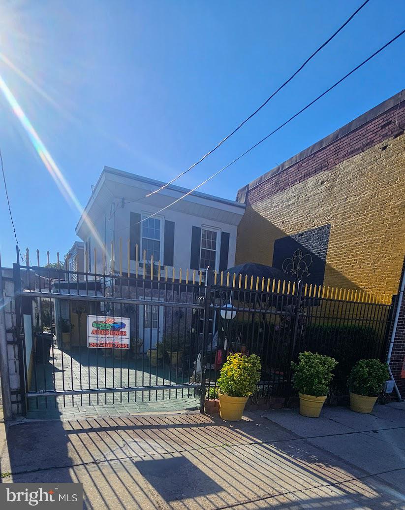 433 N 64TH STREET