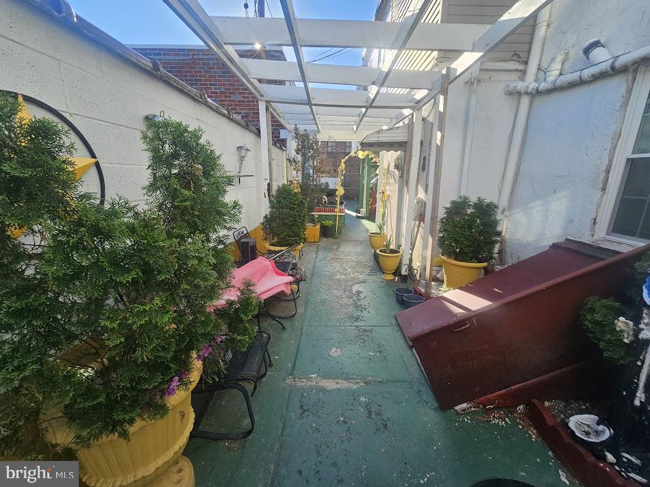 PHILADELPHIA - Residential