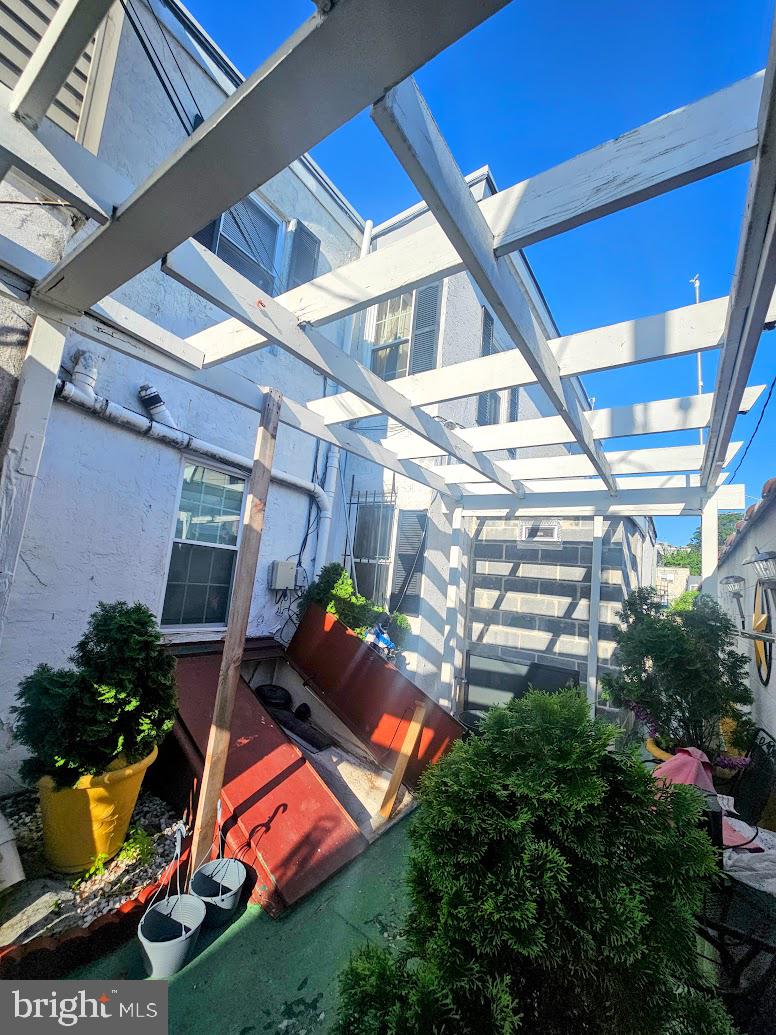 PHILADELPHIA - Residential