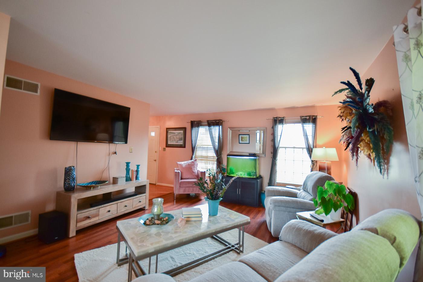 FOXCROFT MEADOWS - Residential