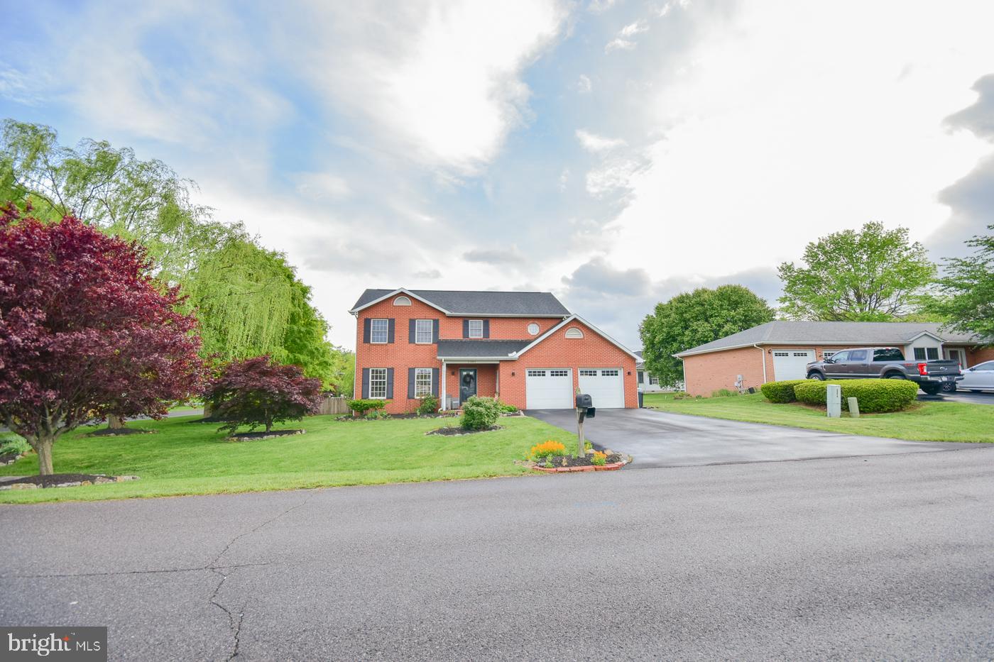 FOXCROFT MEADOWS - Residential