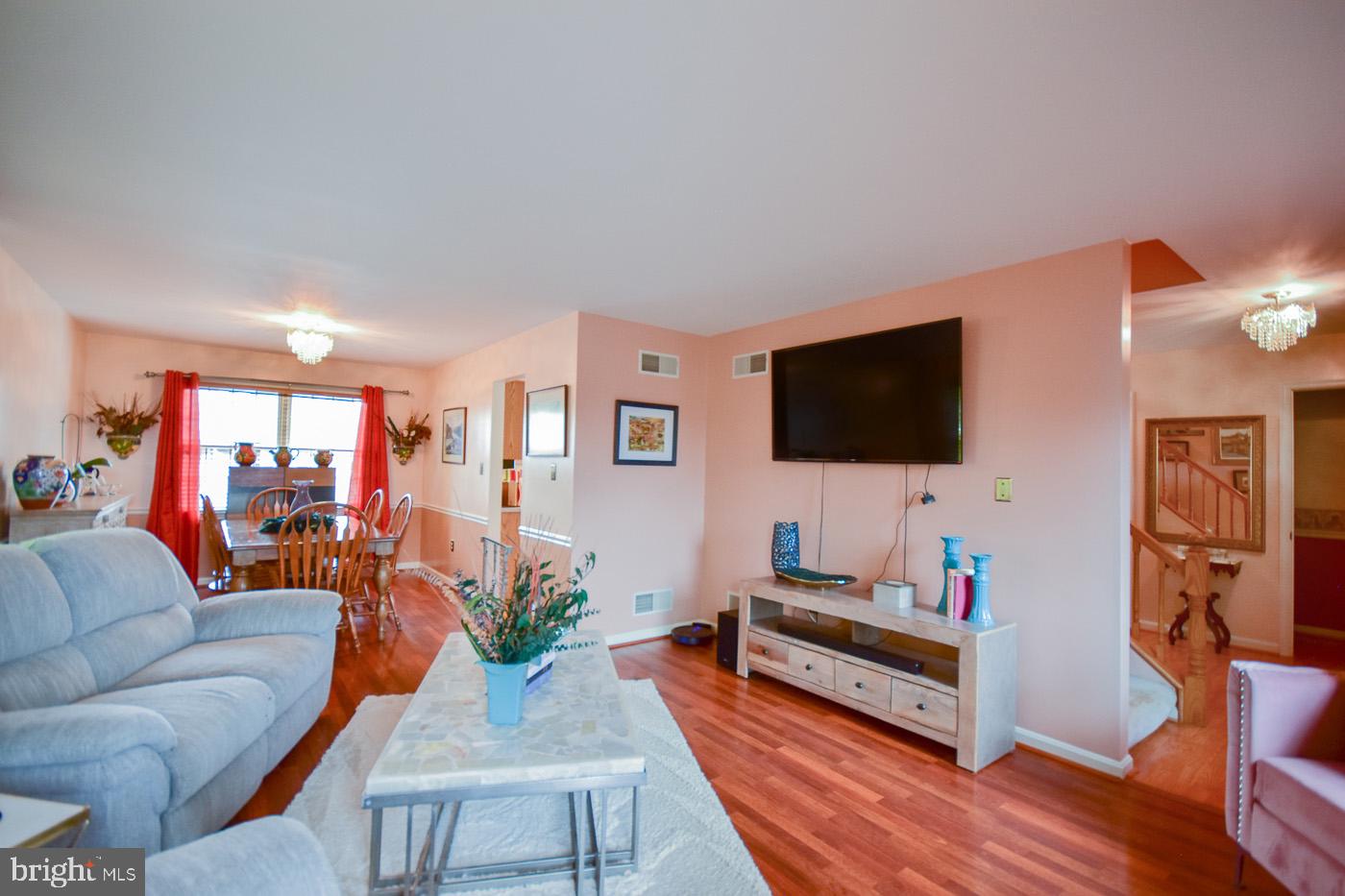 FOXCROFT MEADOWS - Residential