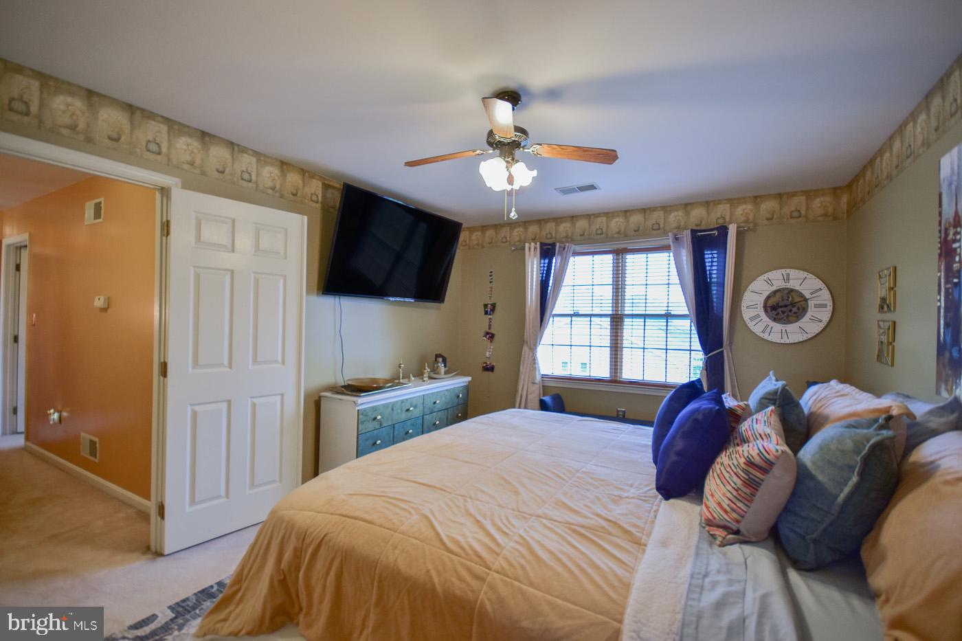 FOXCROFT MEADOWS - Residential